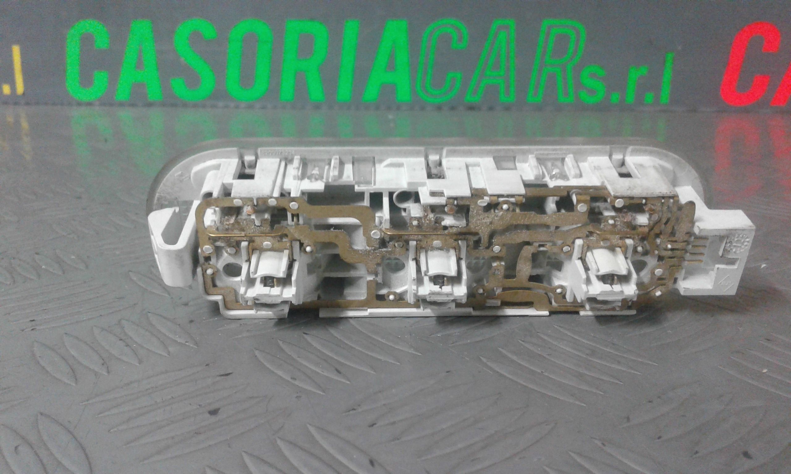 Luce di cortesia anteriore NISSAN NV200 1 Serie