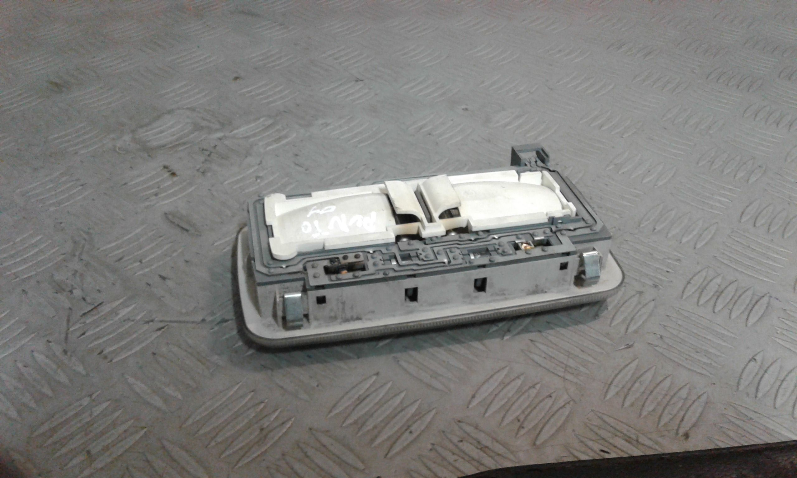 Luce di cortesia anteriore FIAT Punto Berlina 3P 2 Serie