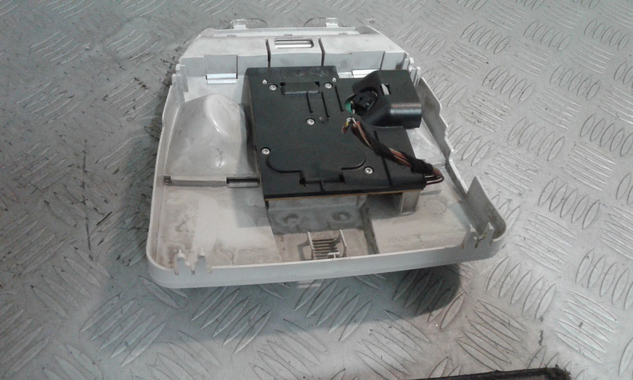 Luce di cortesia anteriore MERCEDES Classe A W169 3 Serie