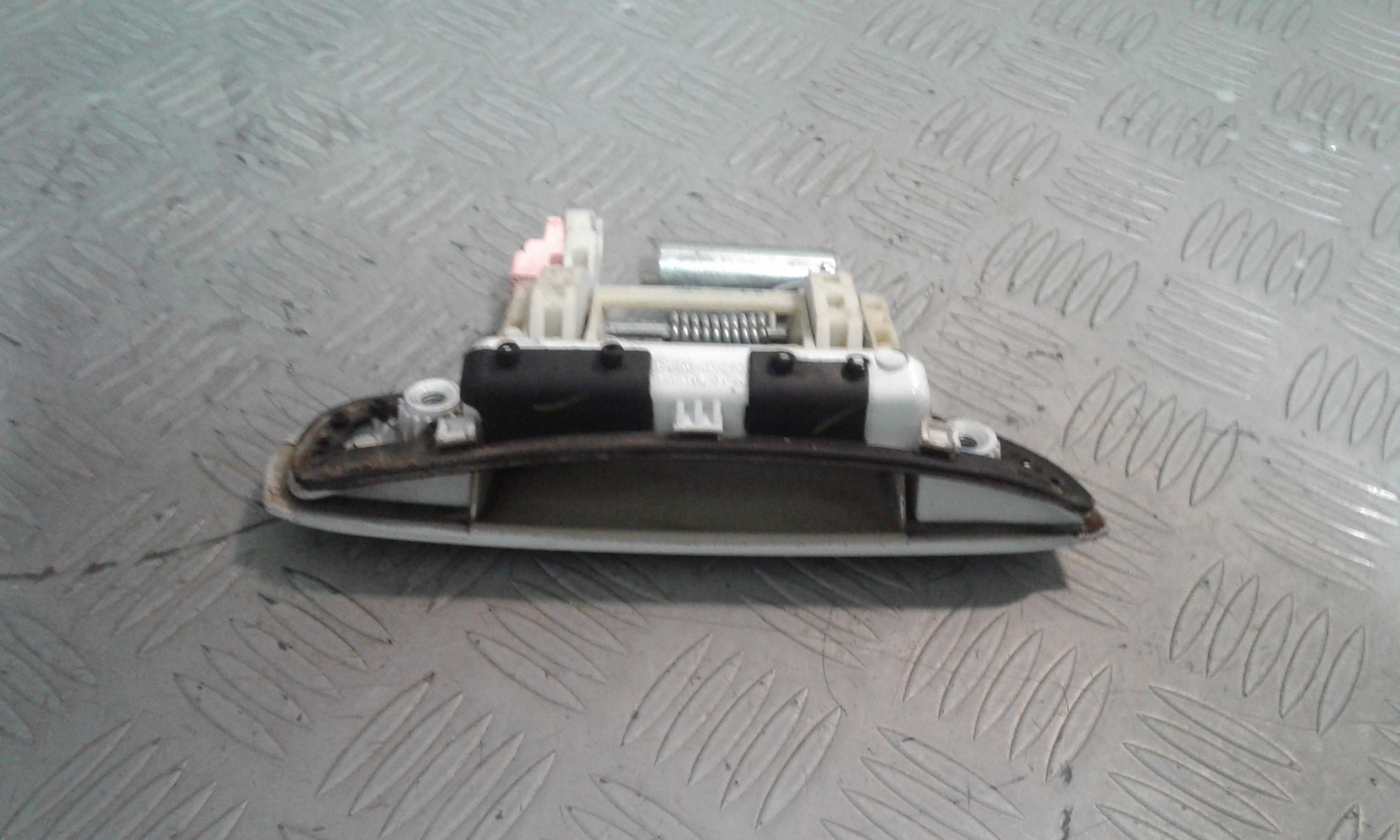 Maniglia esterna Posteriore Sinistra HYUNDAI i10 1 Serie