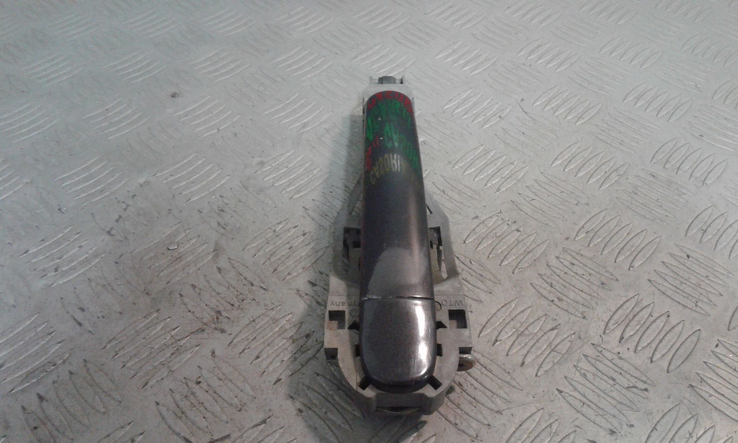 Maniglia esterna Posteriore Sinistra VOLKSWAGEN Polo 4 Serie