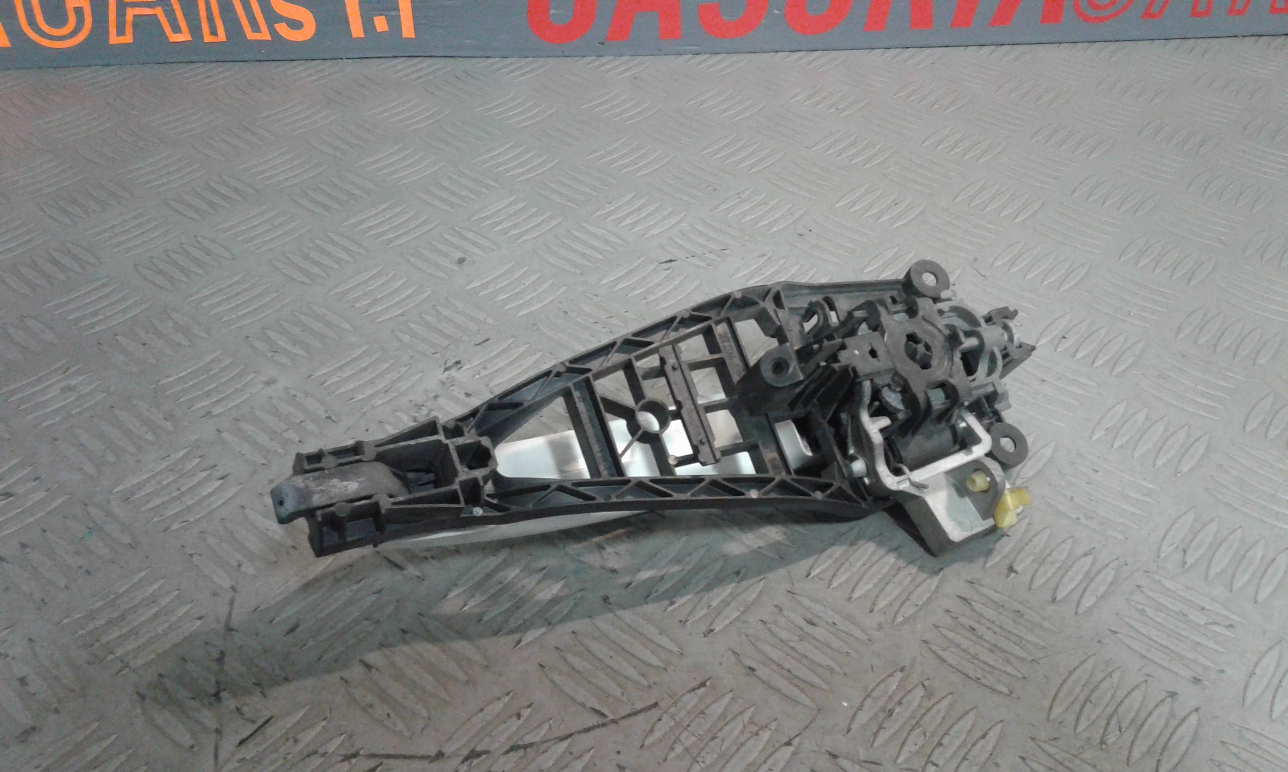 Maniglia esterna Posteriore Sinistra OPEL Zafira B