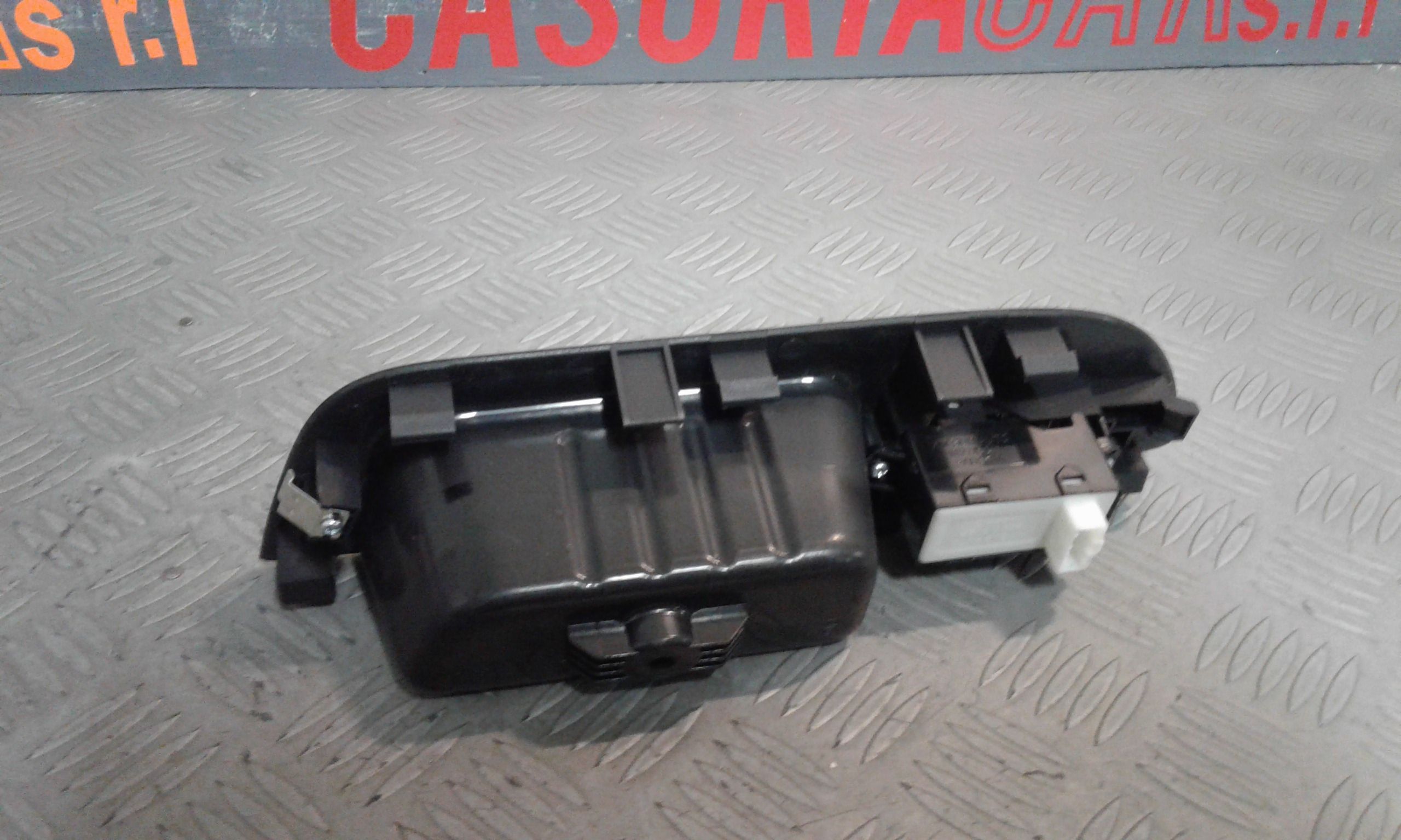 Pulsantiera Posteriore Sinistra KIA Sorento 3 Serie