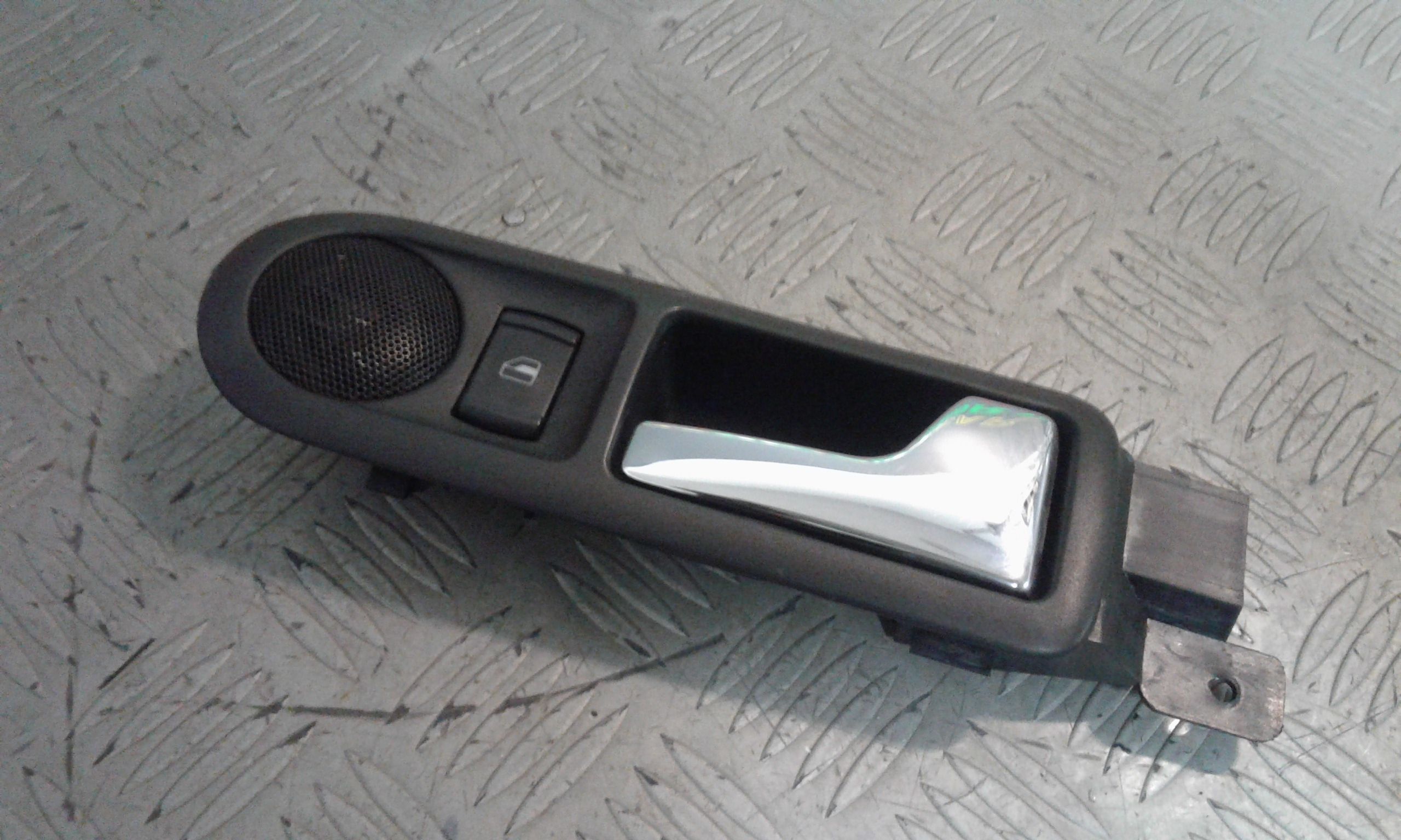 Maniglia interna Posteriore Destra VOLKSWAGEN Golf 4 Berlina