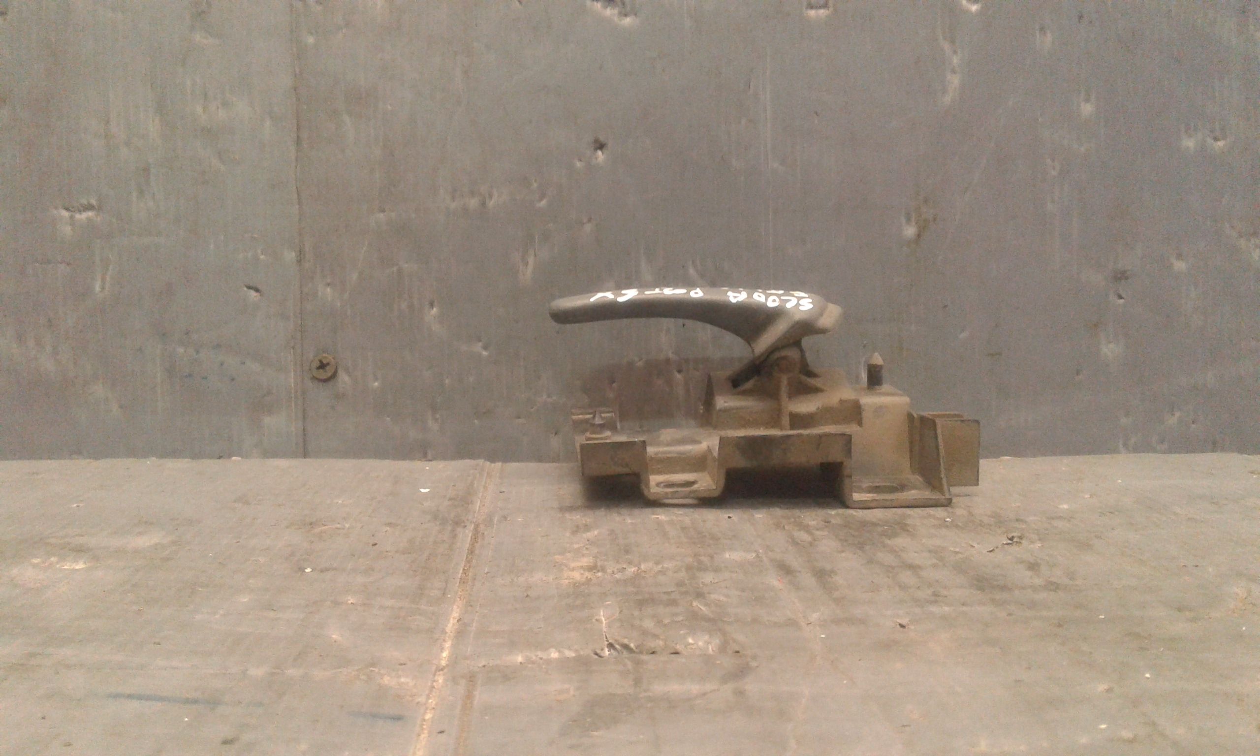 Maniglia interna Posteriore Sinistra SKODA Felicia Berlina