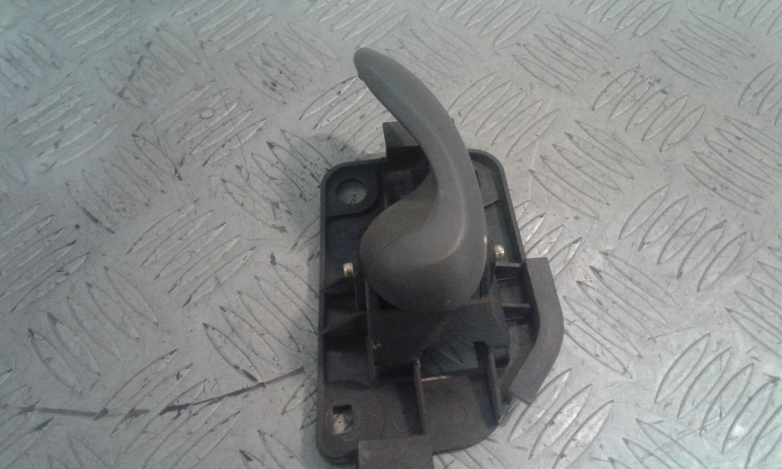 Maniglia interna Posteriore Sinistra FIAT Punto Berlina 5P 2 Serie