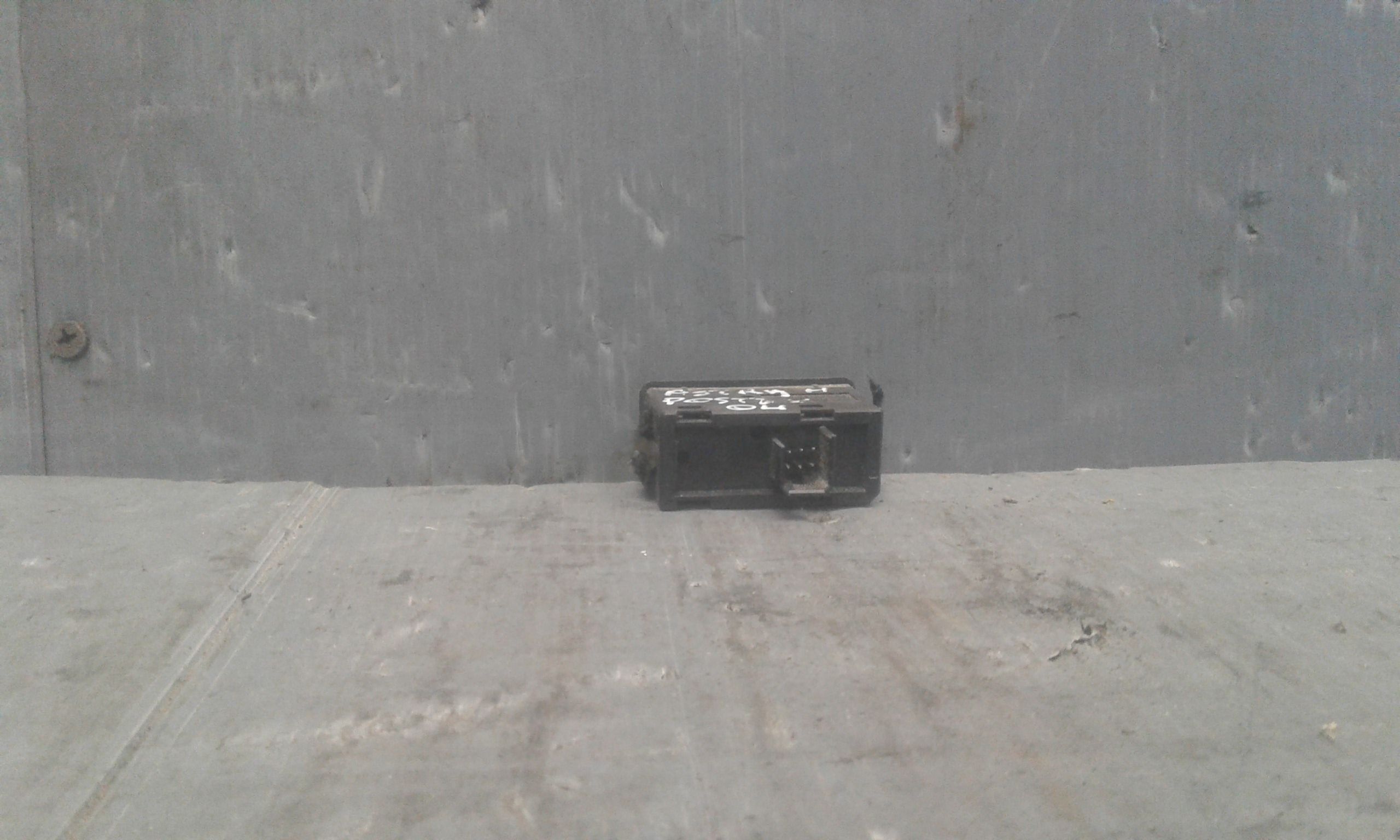 Pulsantiera Posteriore Destra OPEL Astra H Berlina