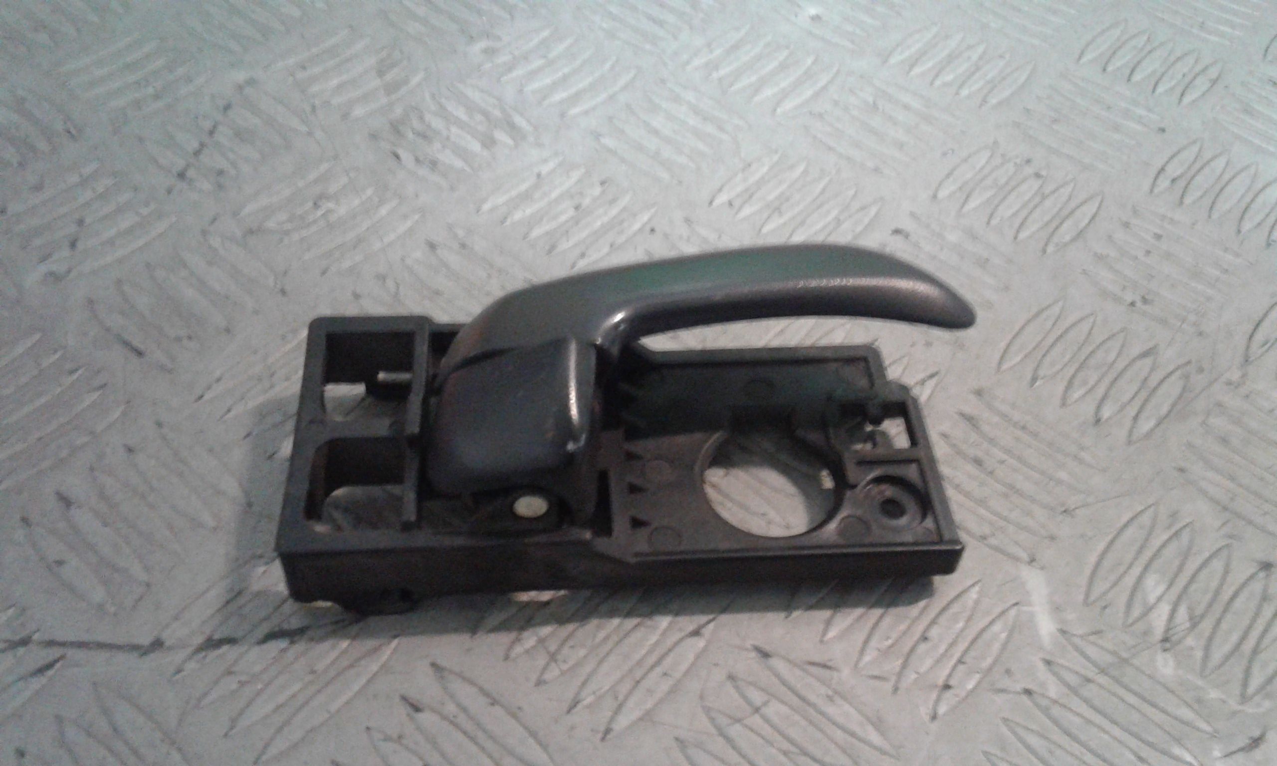 Maniglia interna Anteriore Destra HYUNDAI i10 1 Serie