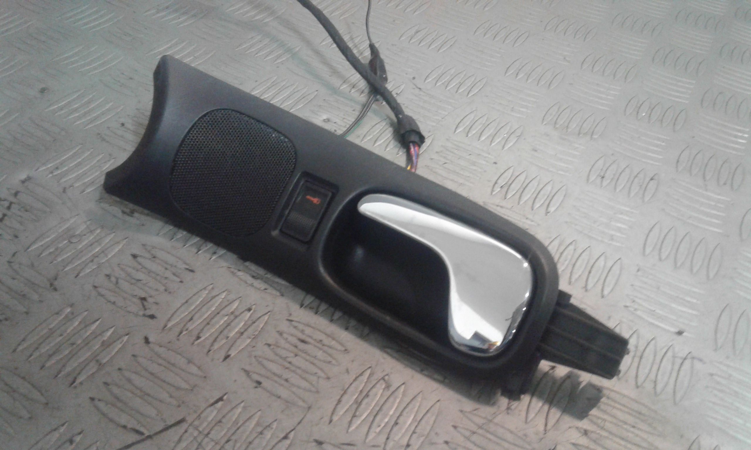 Maniglia interna anteriore Sinistra AUDI A4 Berlina 1 Serie