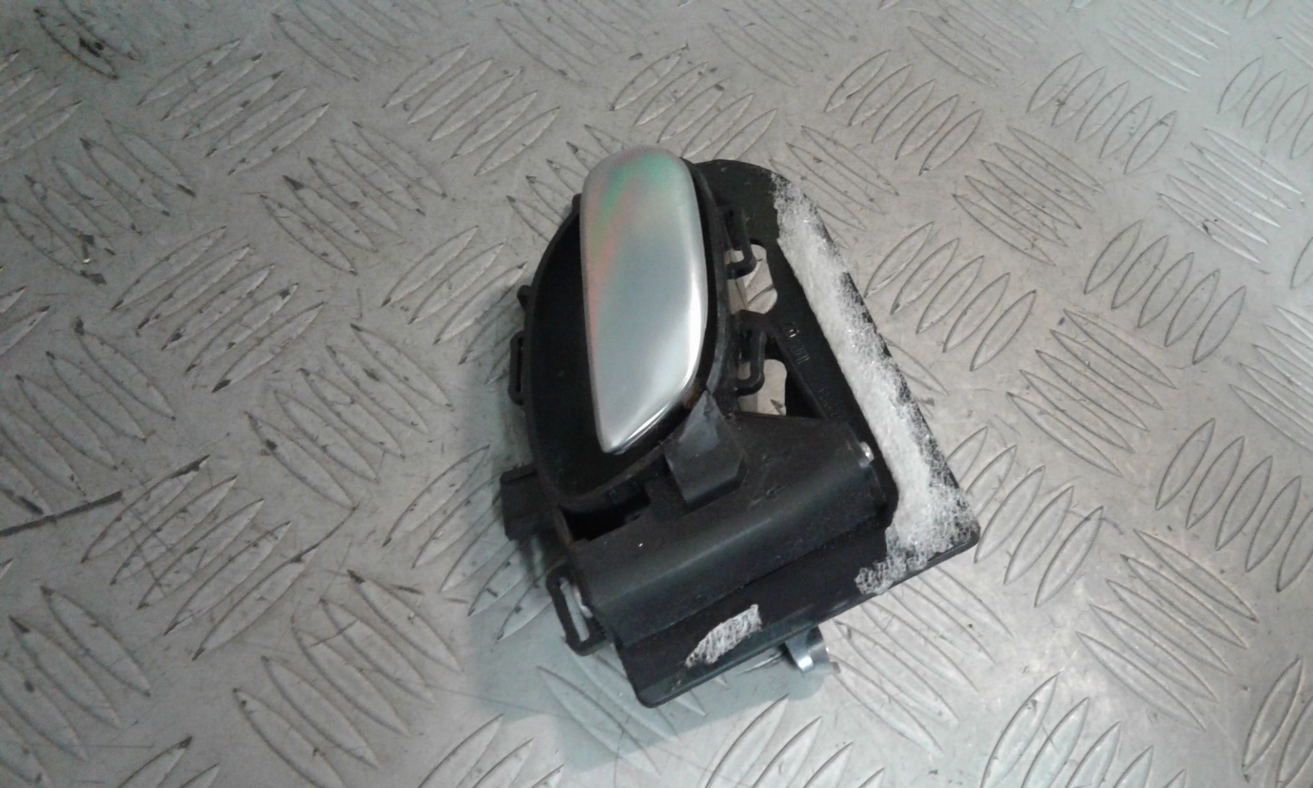 Maniglia interna anteriore Sinistra PEUGEOT 206 Serie