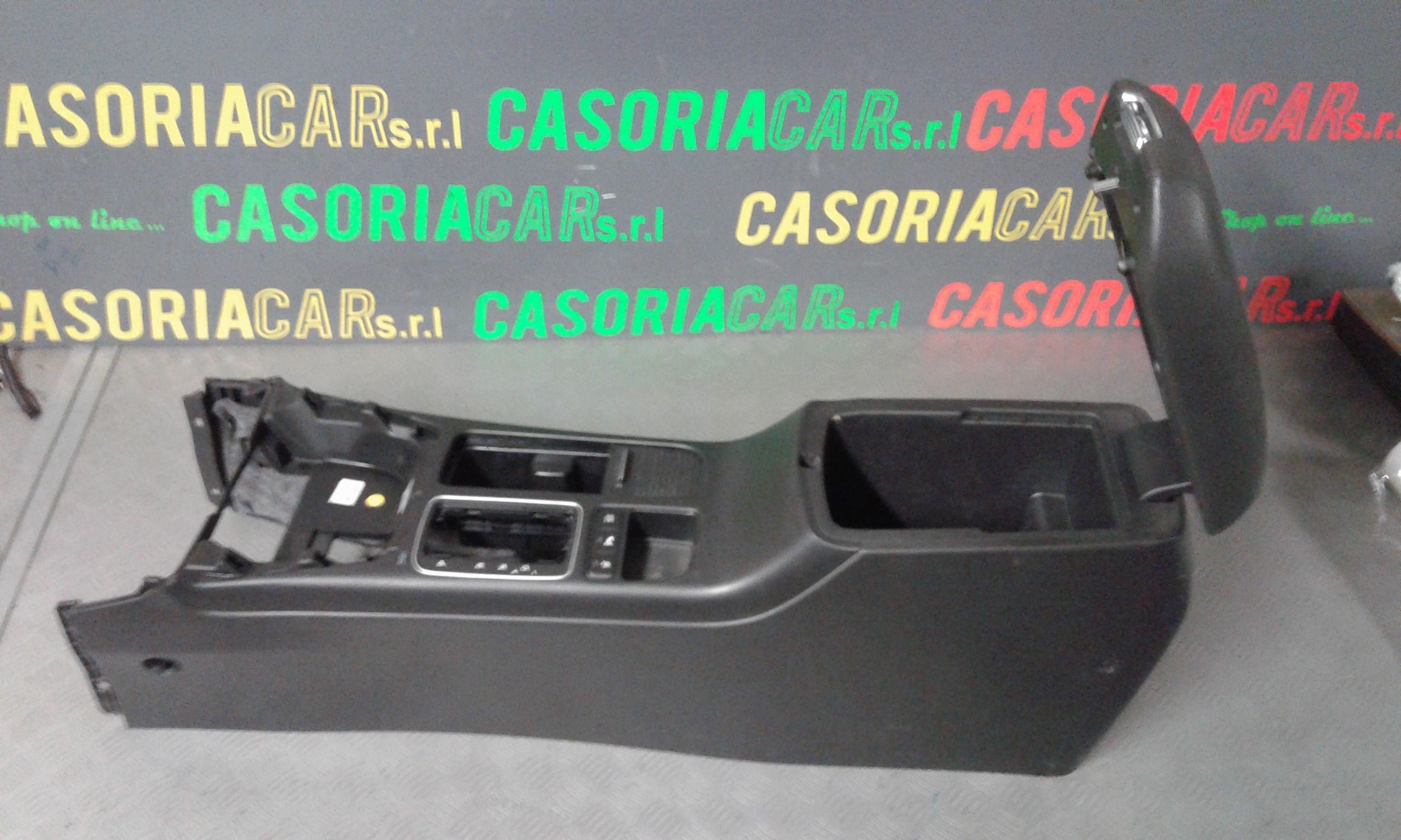 Bracciolo  guidatore KIA Sorento 3 Serie