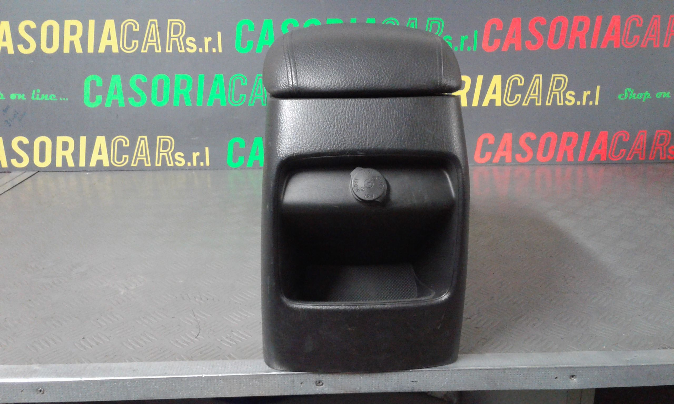 Bracciolo  guidatore KIA Sorento 3 Serie