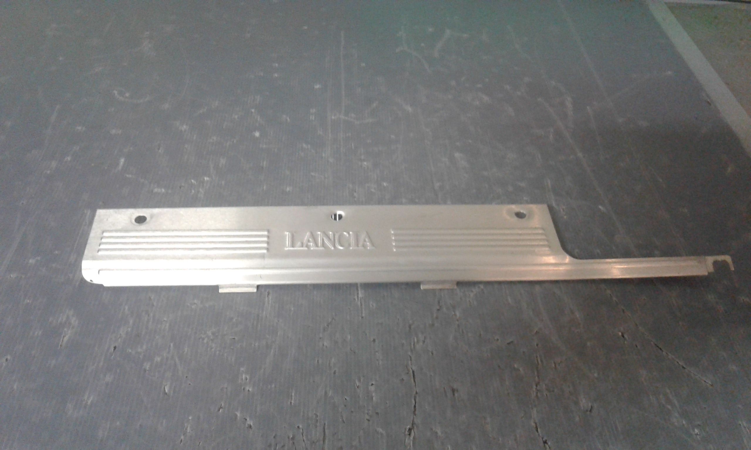 Batticalcagno Posteriore Destro LANCIA Thesis 1 Serie