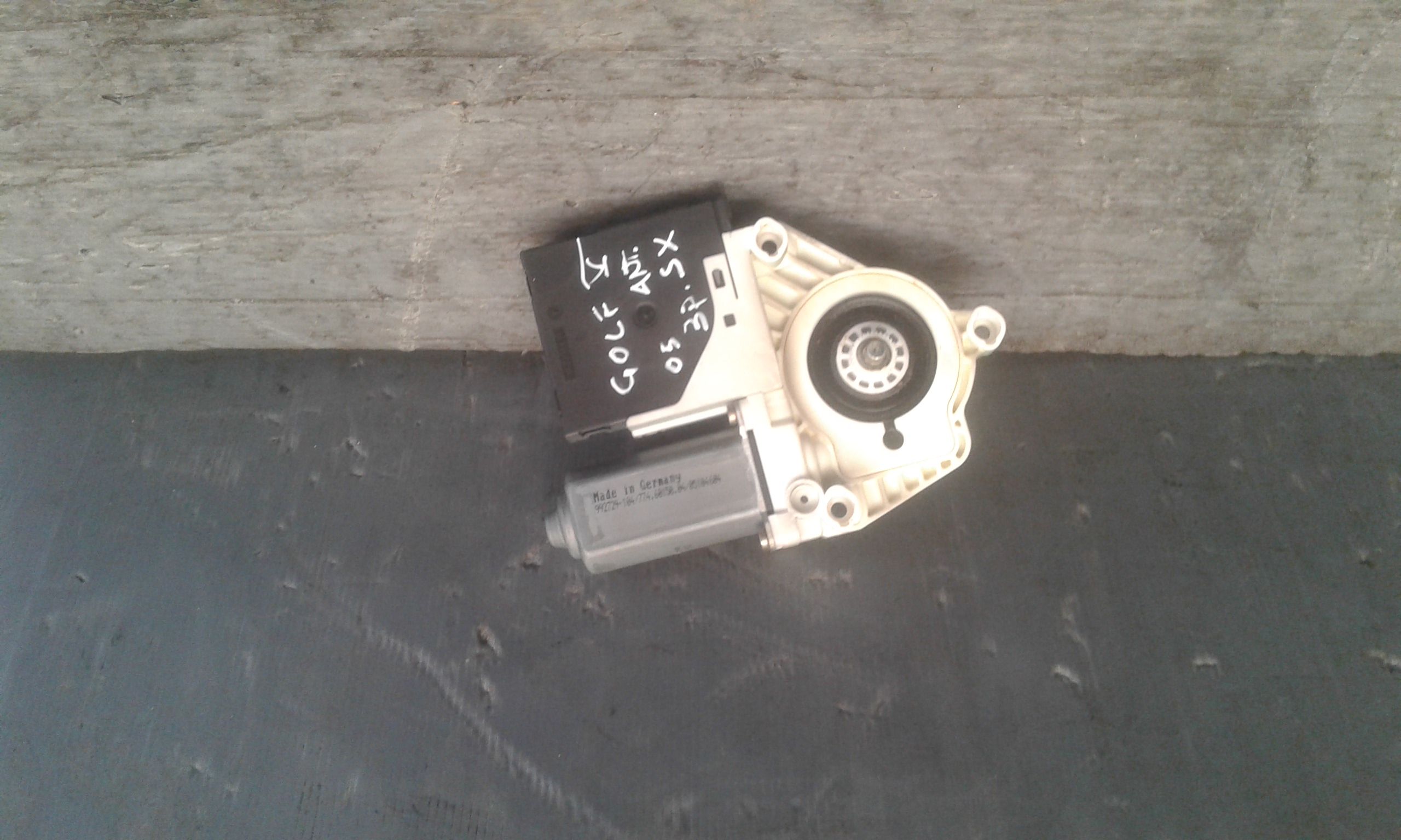 Motorino Alzavetro anteriore Sinistro VOLKSWAGEN Golf 5 Berlina