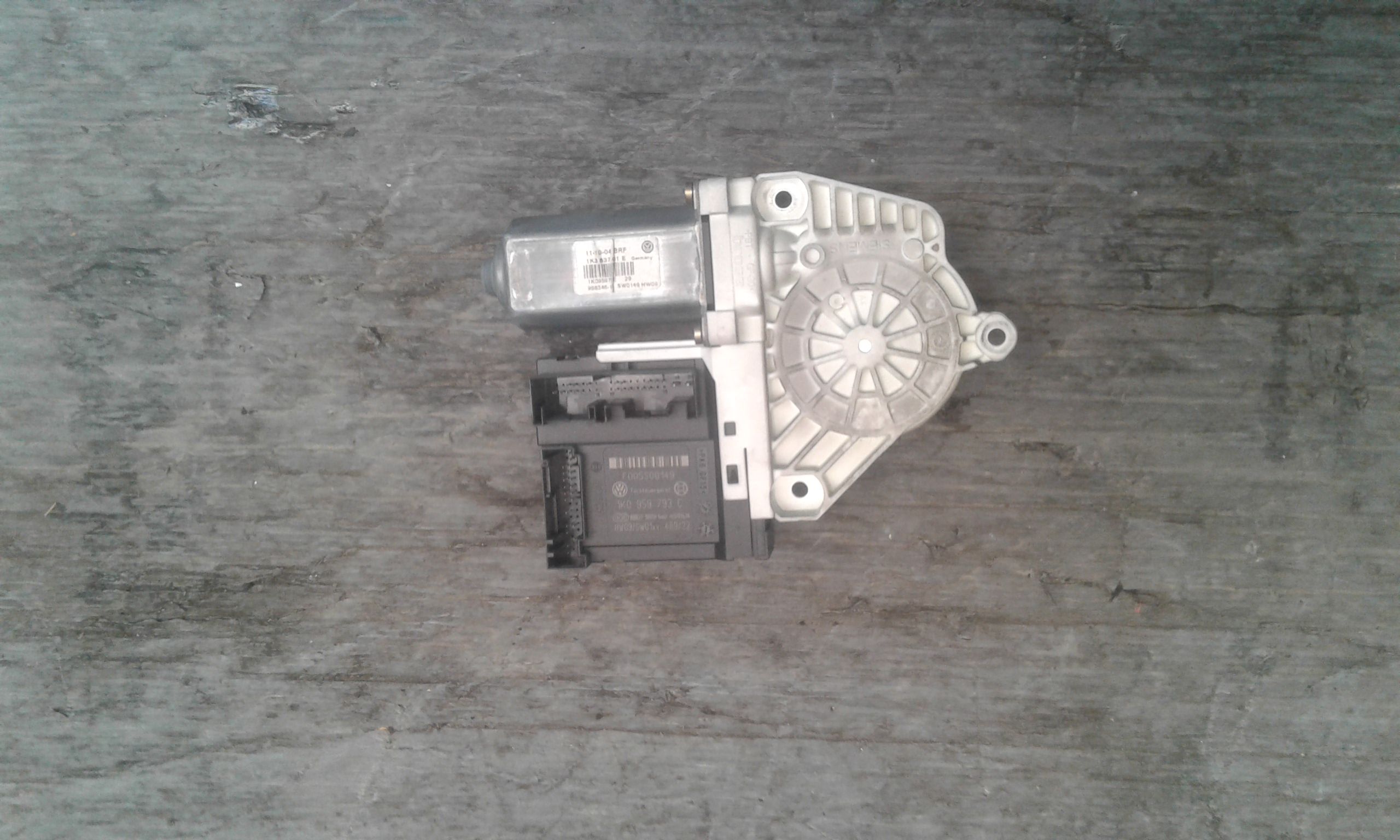 Motorino Alzavetro anteriore Sinistro VOLKSWAGEN Golf 5 Berlina