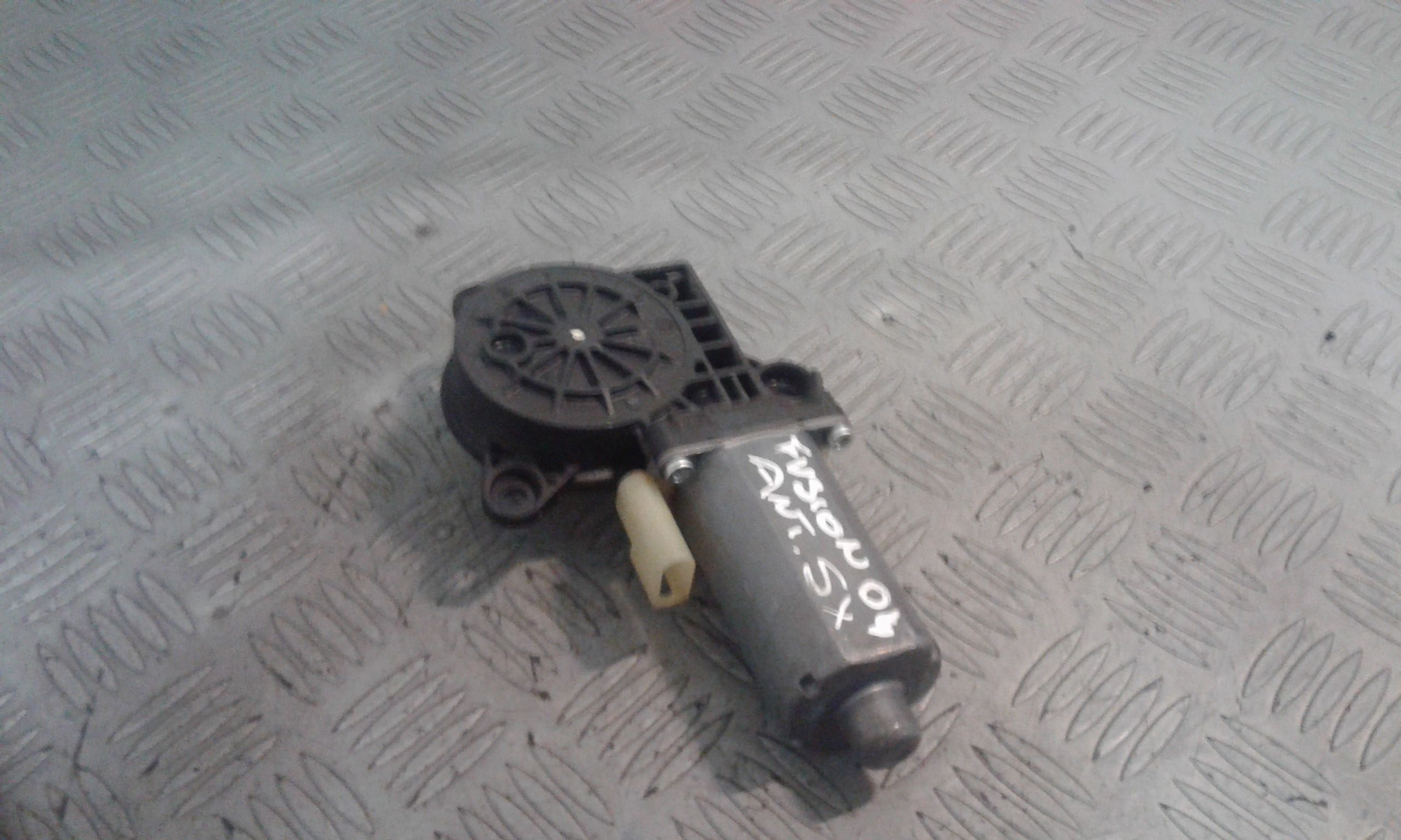 Motorino Alzavetro anteriore Sinistro FORD Fusion 1 Serie