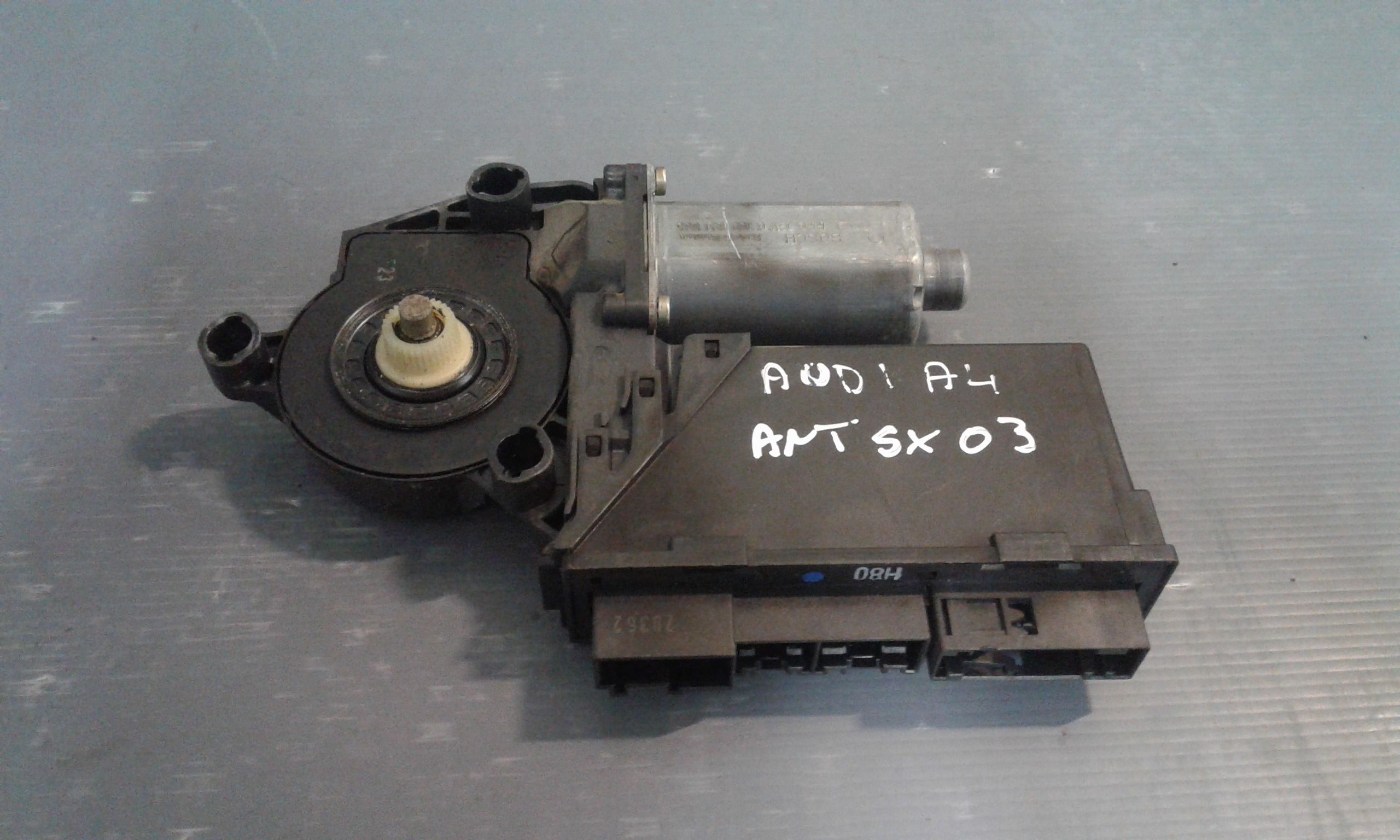 Motorino Alzavetro anteriore Sinistro AUDI A4 Avant 2 Serie