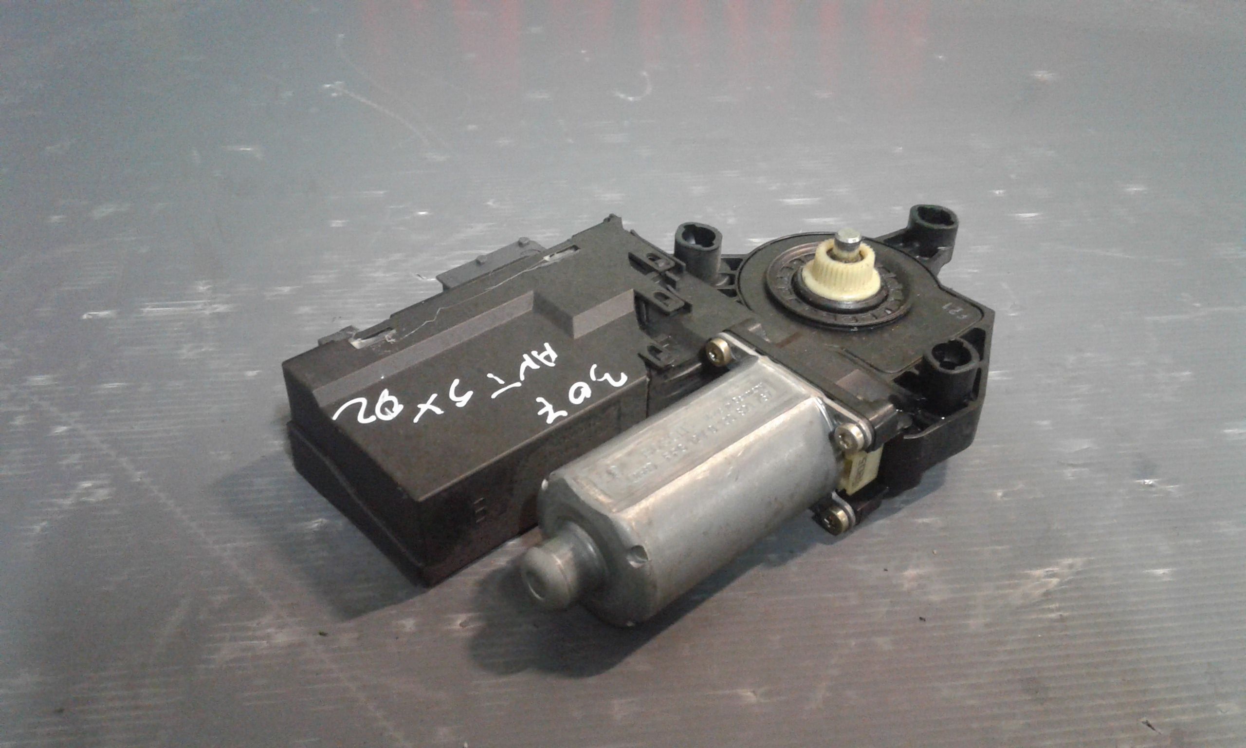 Motorino Alzavetro anteriore Sinistro PEUGEOT 307 Berlina