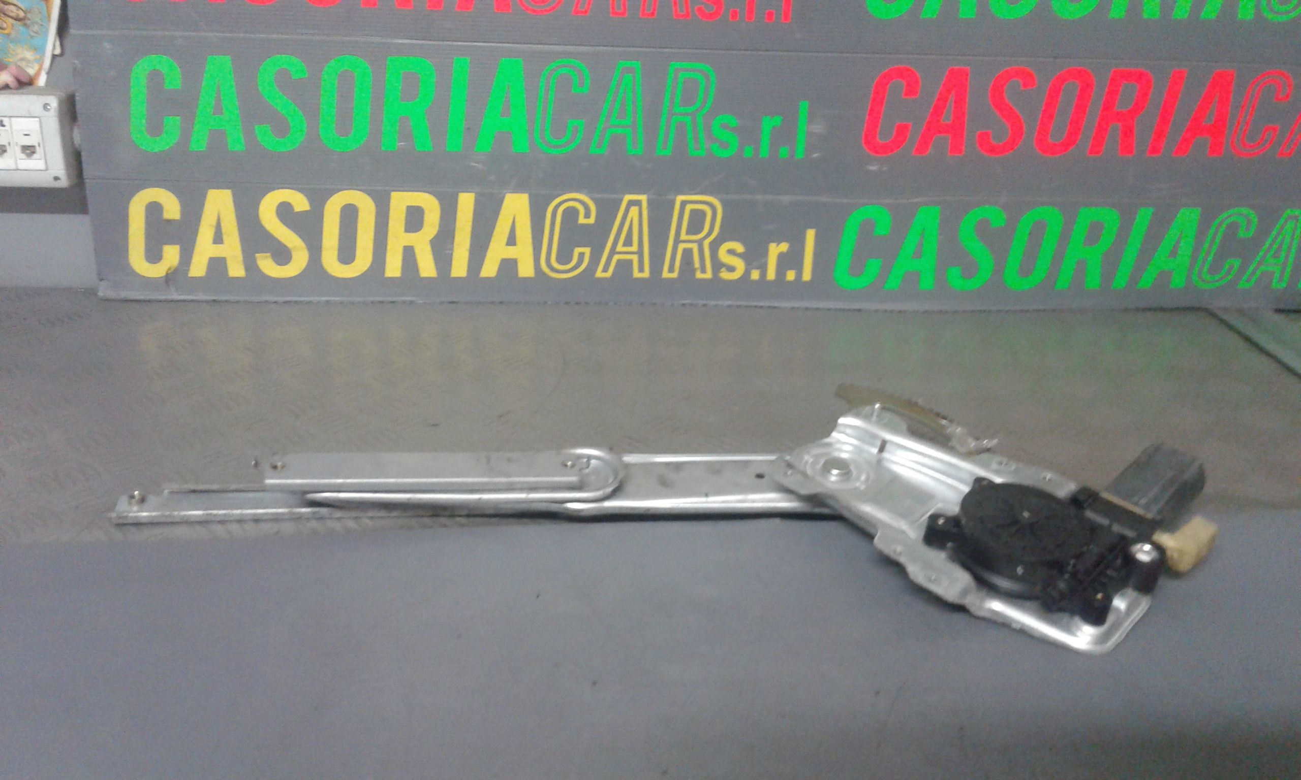 Cremagliera anteriore sinistra Guida TOYOTA Yaris 2 Serie