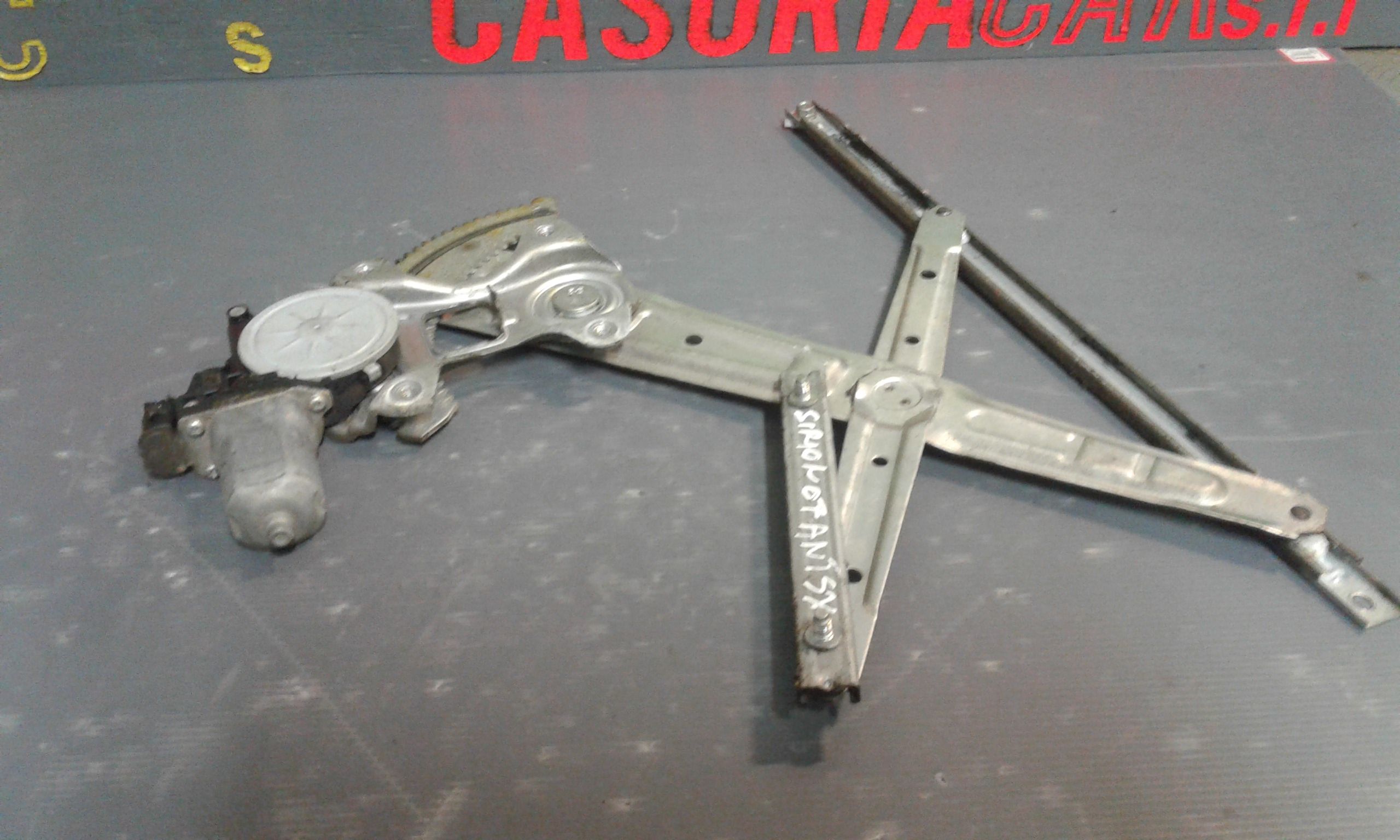 Cremagliera anteriore sinistra Guida DAIHATSU Sirion 2 Serie