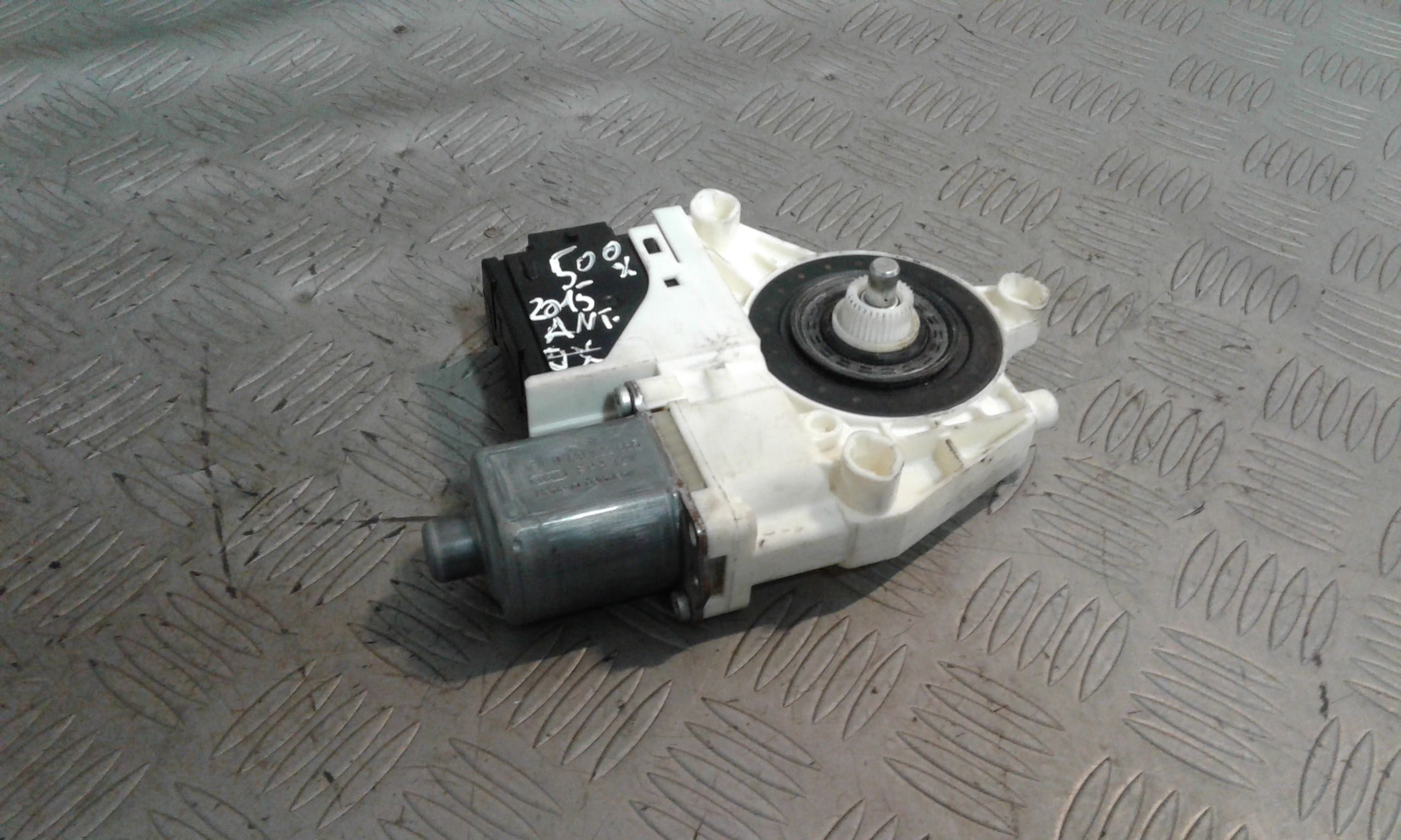 Motorino Alzavetro anteriore destra FIAT 500 X 1 Serie