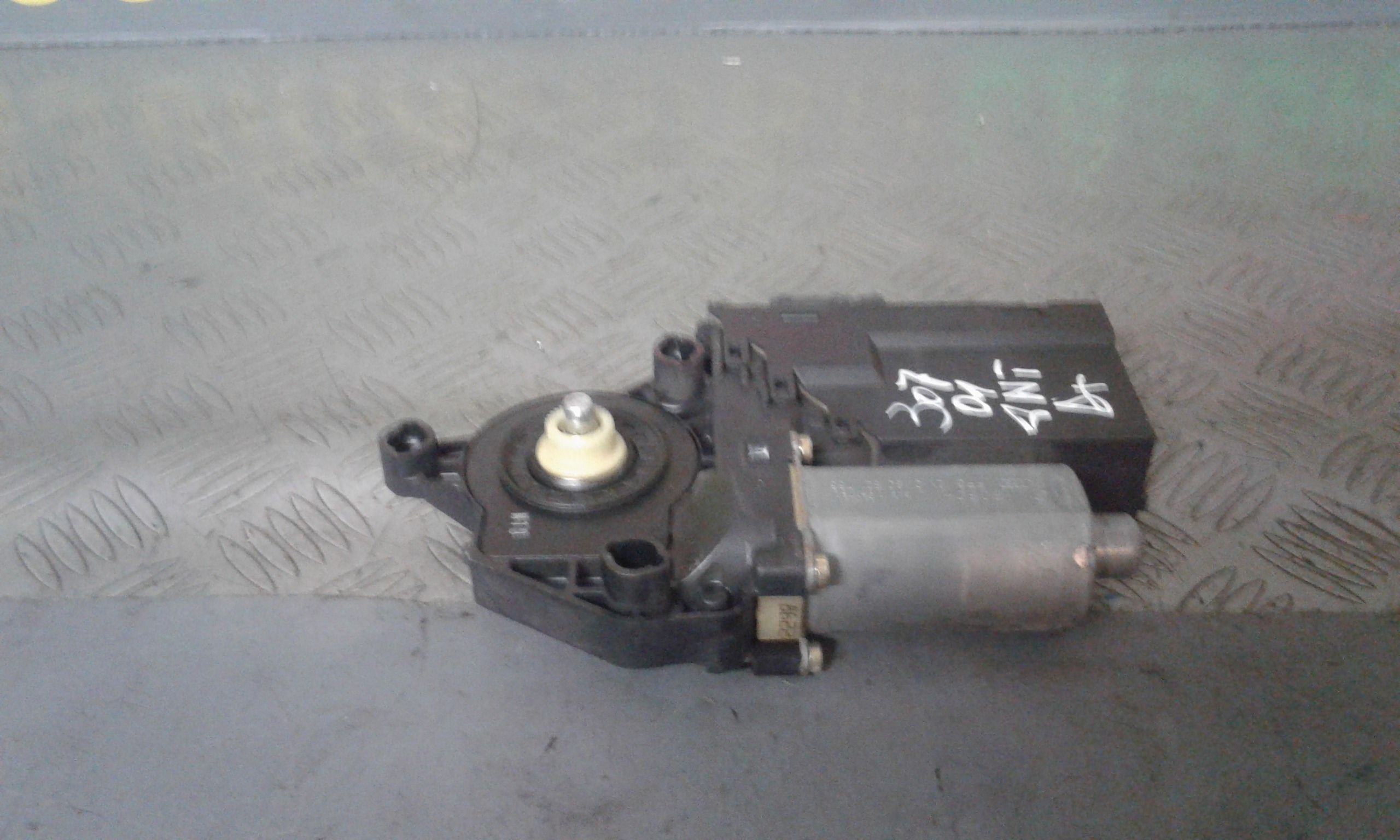 Motorino Alzavetro anteriore destra PEUGEOT 307 Berlina