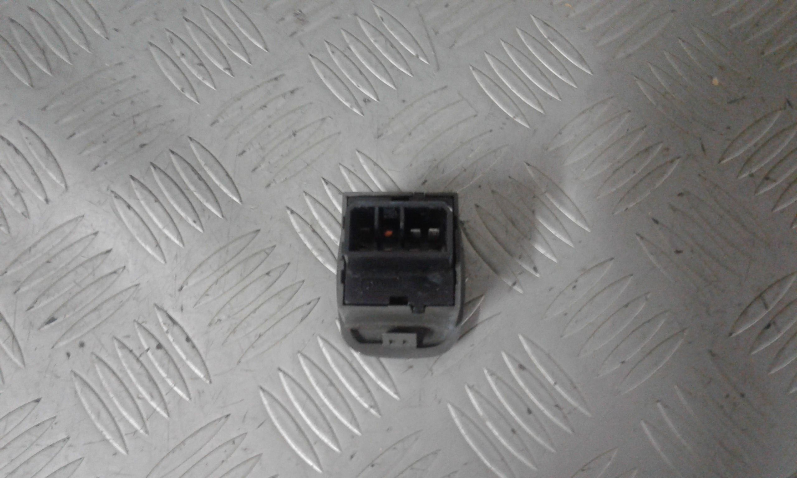 Pulsantiera Anteriore Sinistra Guida HYUNDAI Atos 1 Serie