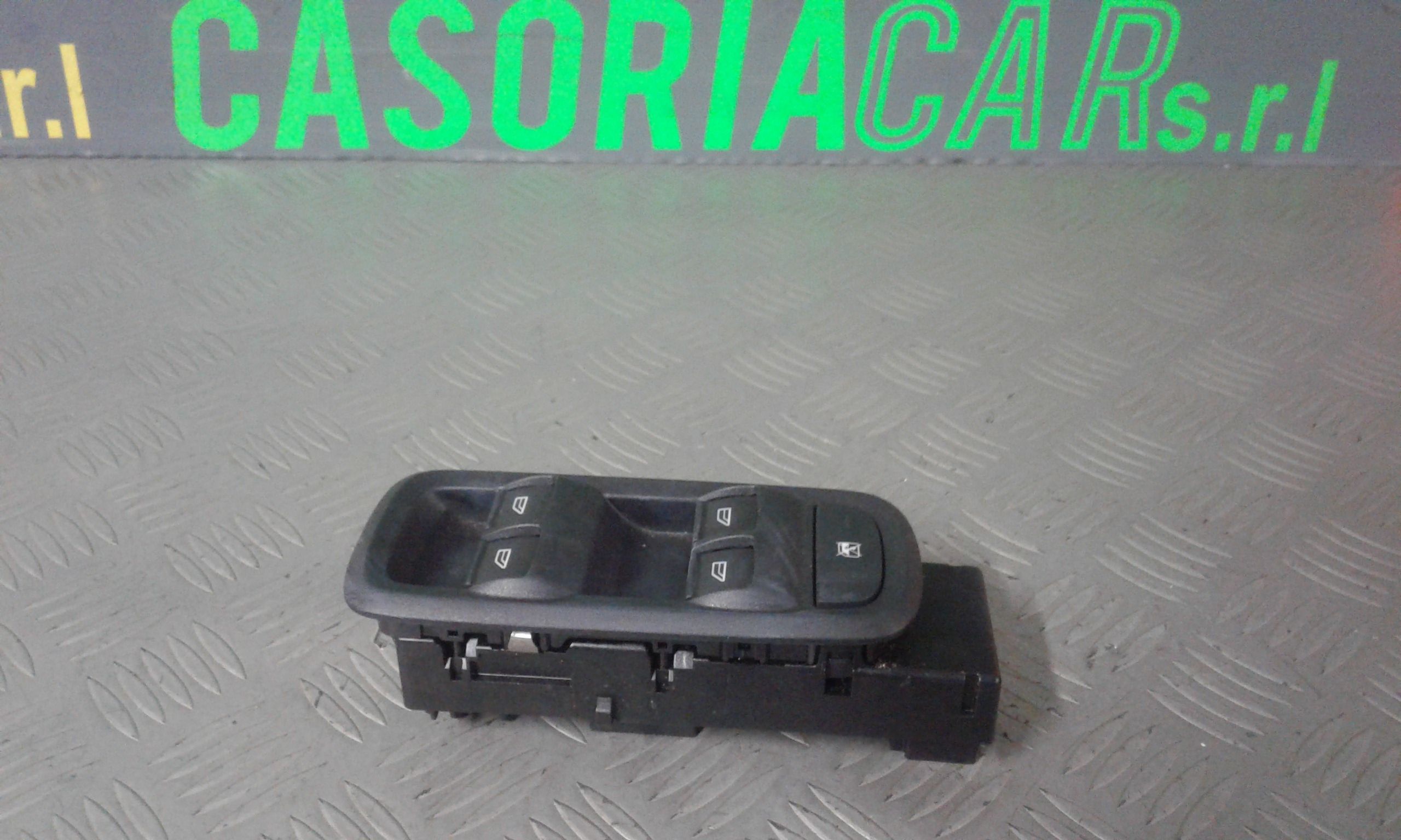 Pulsantiera Anteriore Sinistra Guida FORD Fiesta 6 Serie