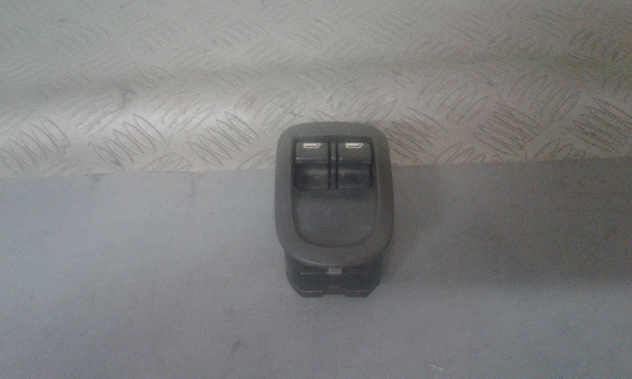 Pulsantiera Anteriore Sinistra Guida PEUGEOT 206 1 Serie