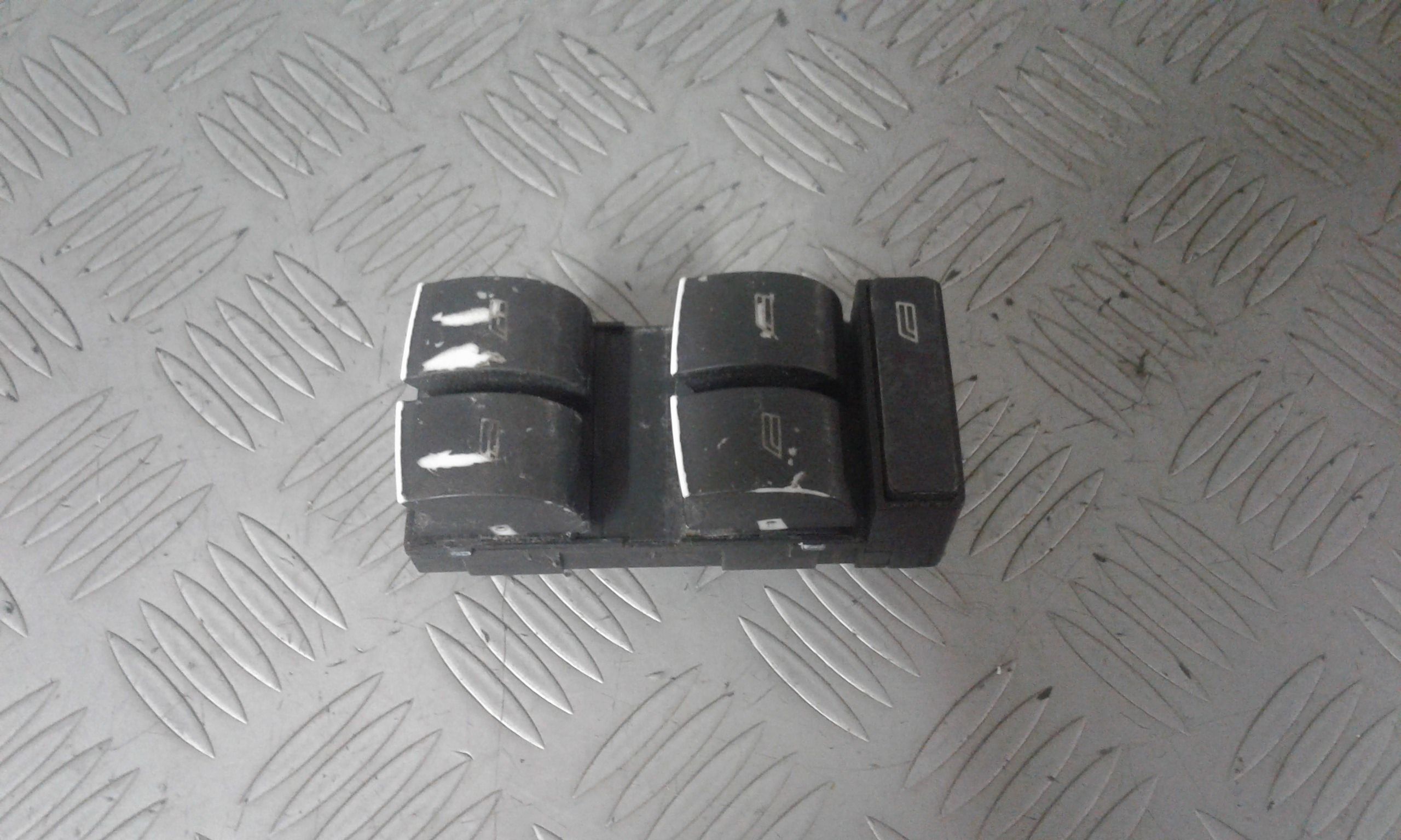 Pulsantiera Anteriore Sinistra Guida AUDI A4 Avant 2 Serie