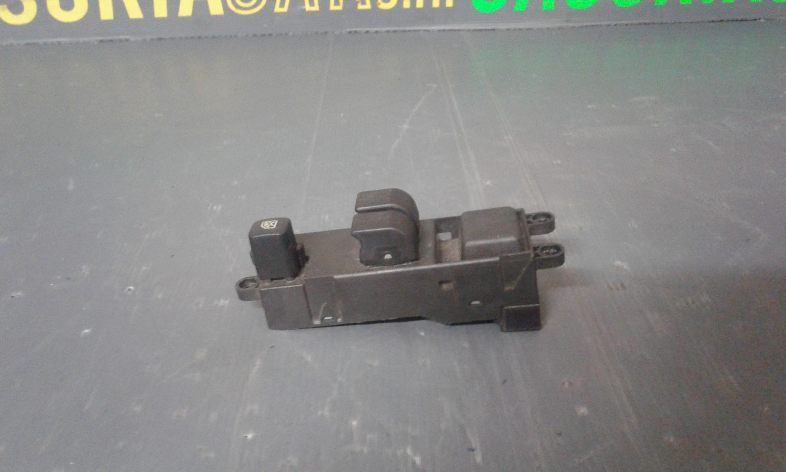 Pulsantiera Anteriore Sinistra Guida NISSAN Micra 2 Serie