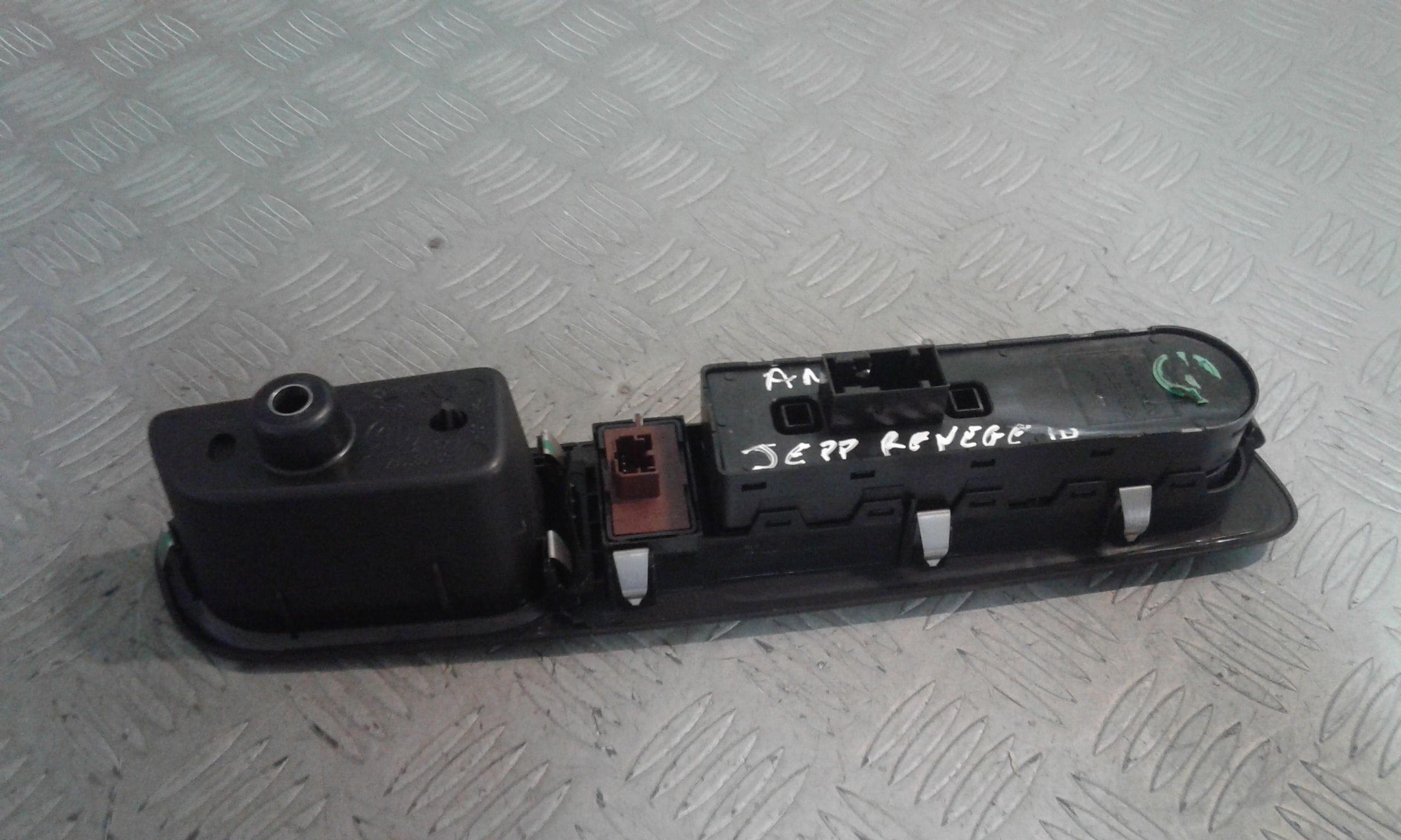 Pulsantiera Anteriore Sinistra Guida JEEP Renegade Serie