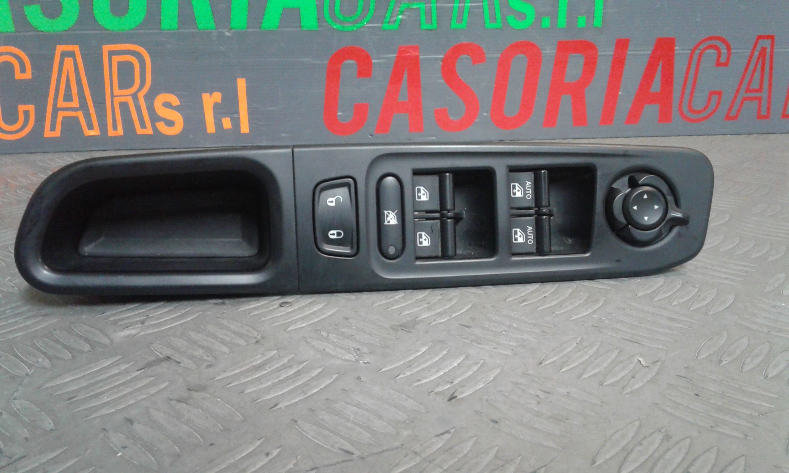 Pulsantiera Anteriore Sinistra Guida JEEP Renegade Serie