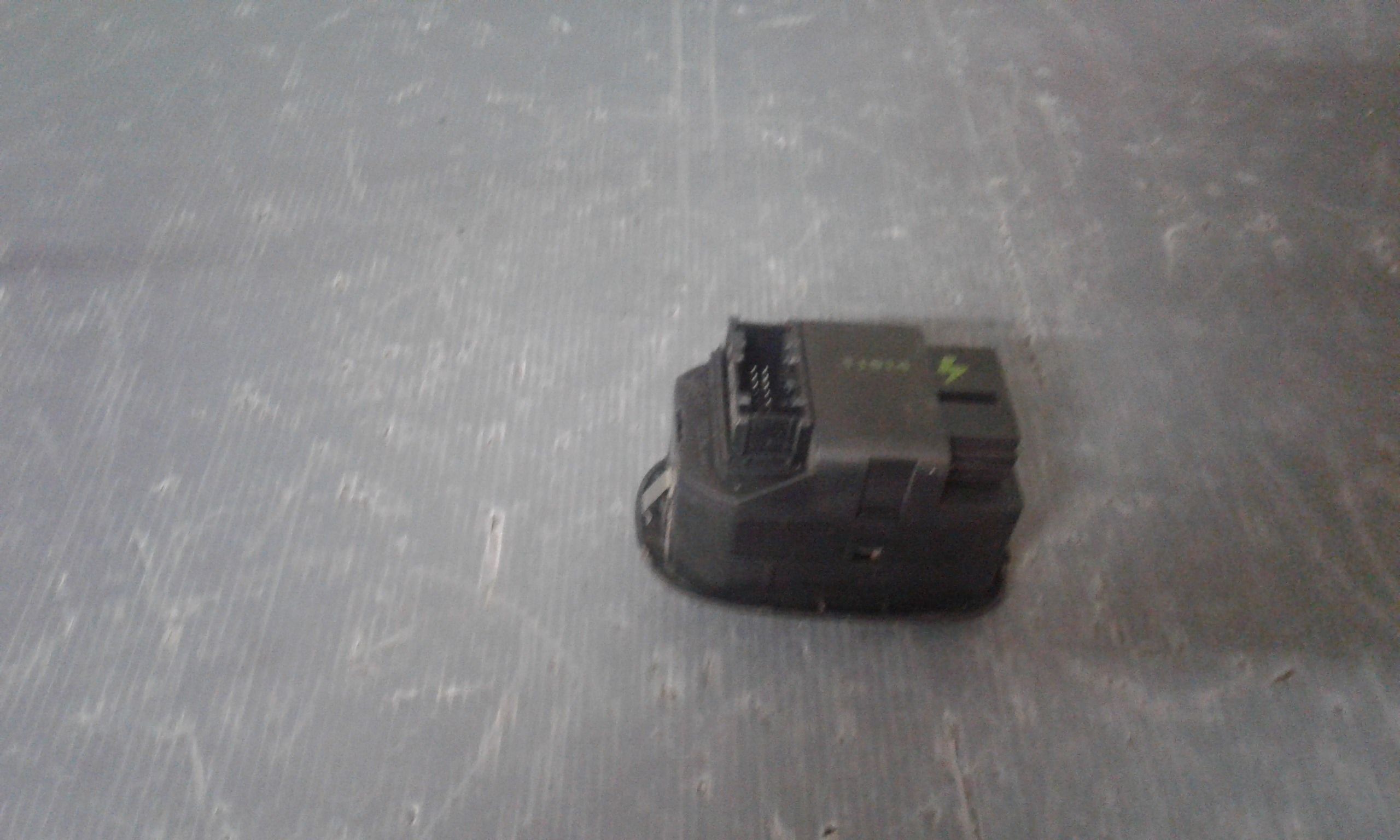 Pulsantiera Anteriore Sinistra Guida PEUGEOT 206 1 Serie