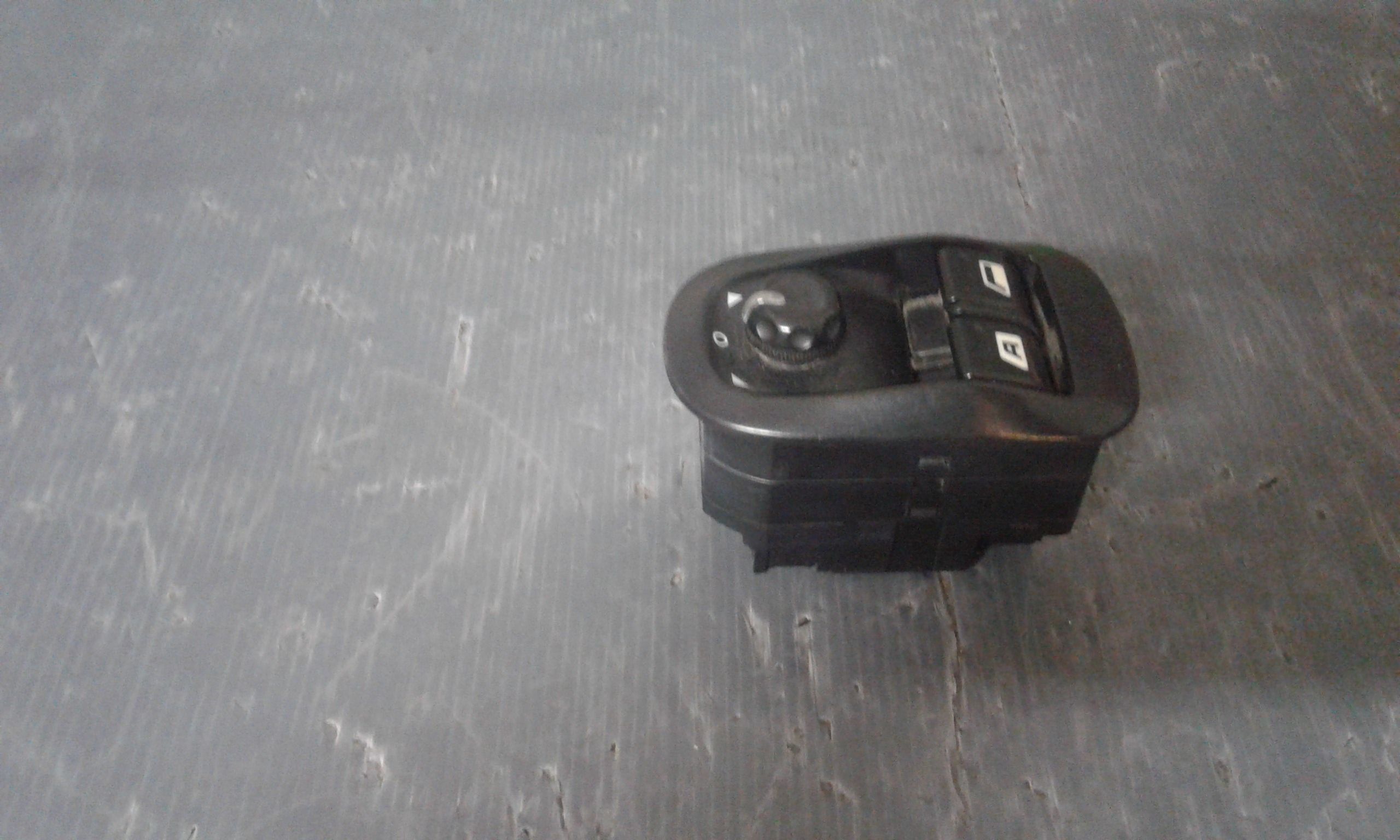 Pulsantiera Anteriore Sinistra Guida PEUGEOT 206 1 Serie