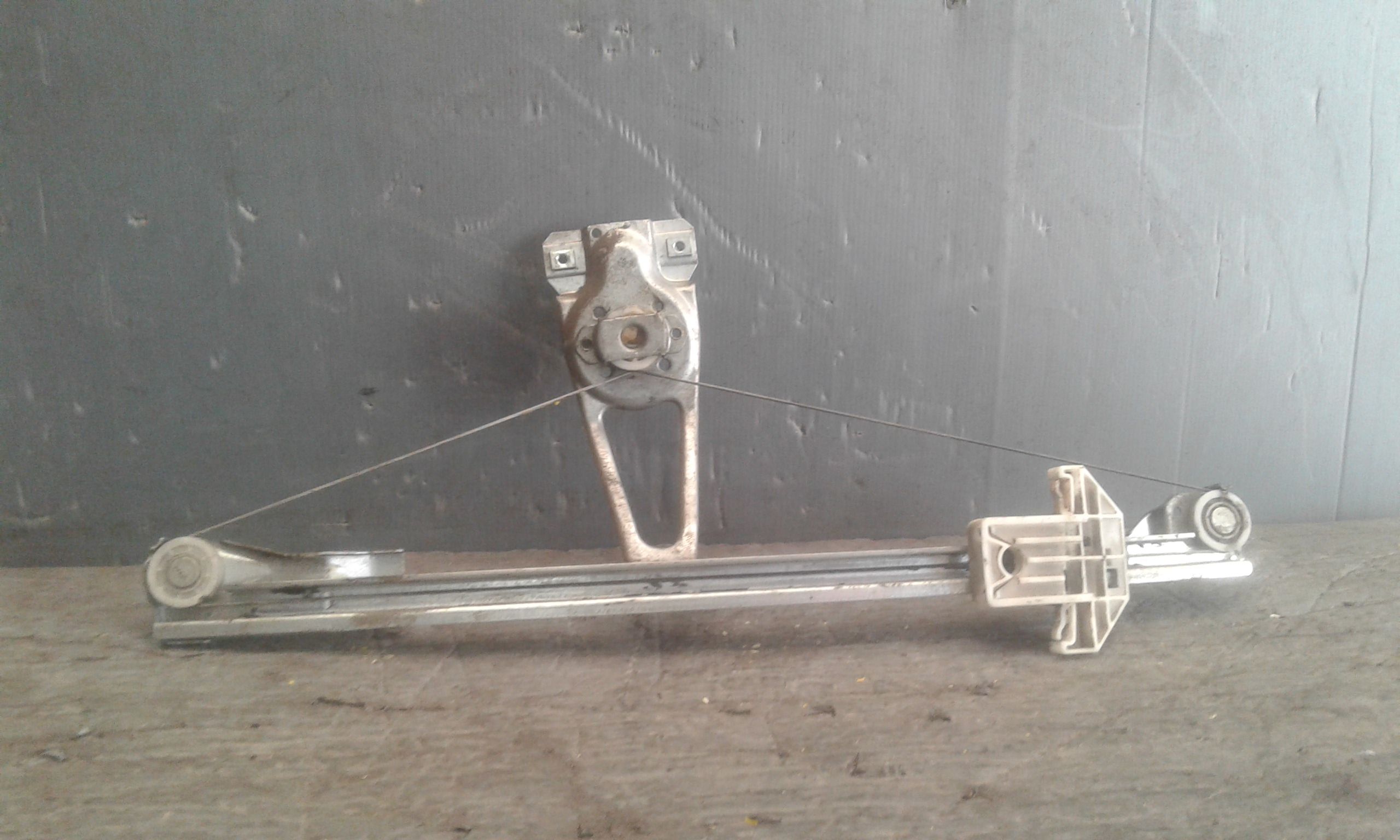 Cremagliera posteriore destra passeggero VOLKSWAGEN Polo 4 Serie