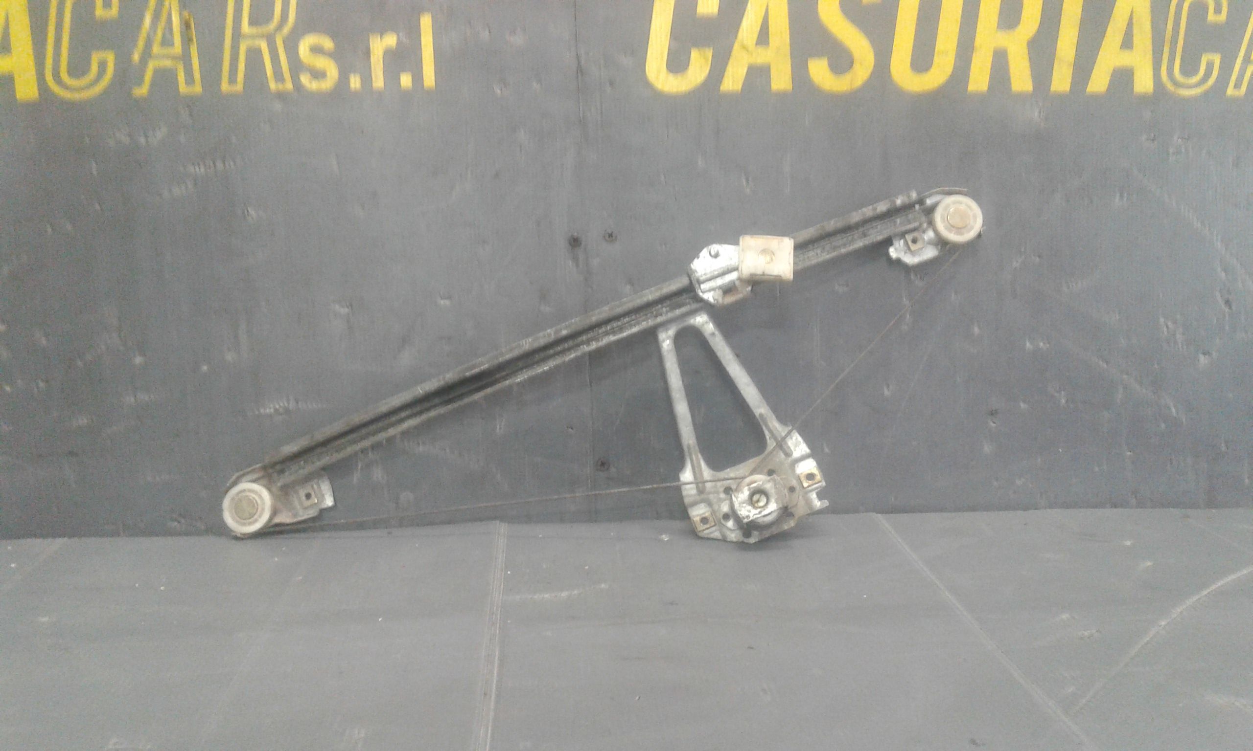 Cremagliera posteriore destra passeggero MERCEDES Classe E W124