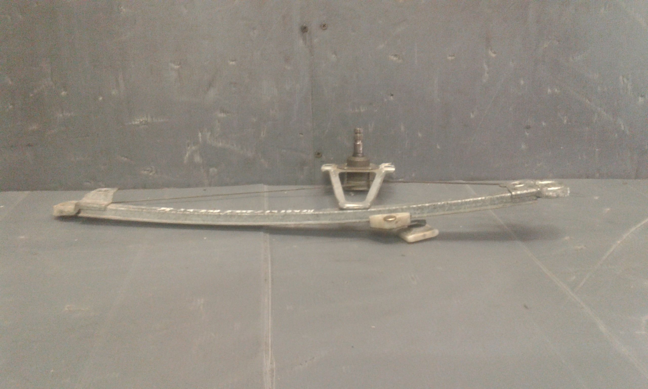 Cremagliera posteriore destra passeggero MERCEDES Classe E W124