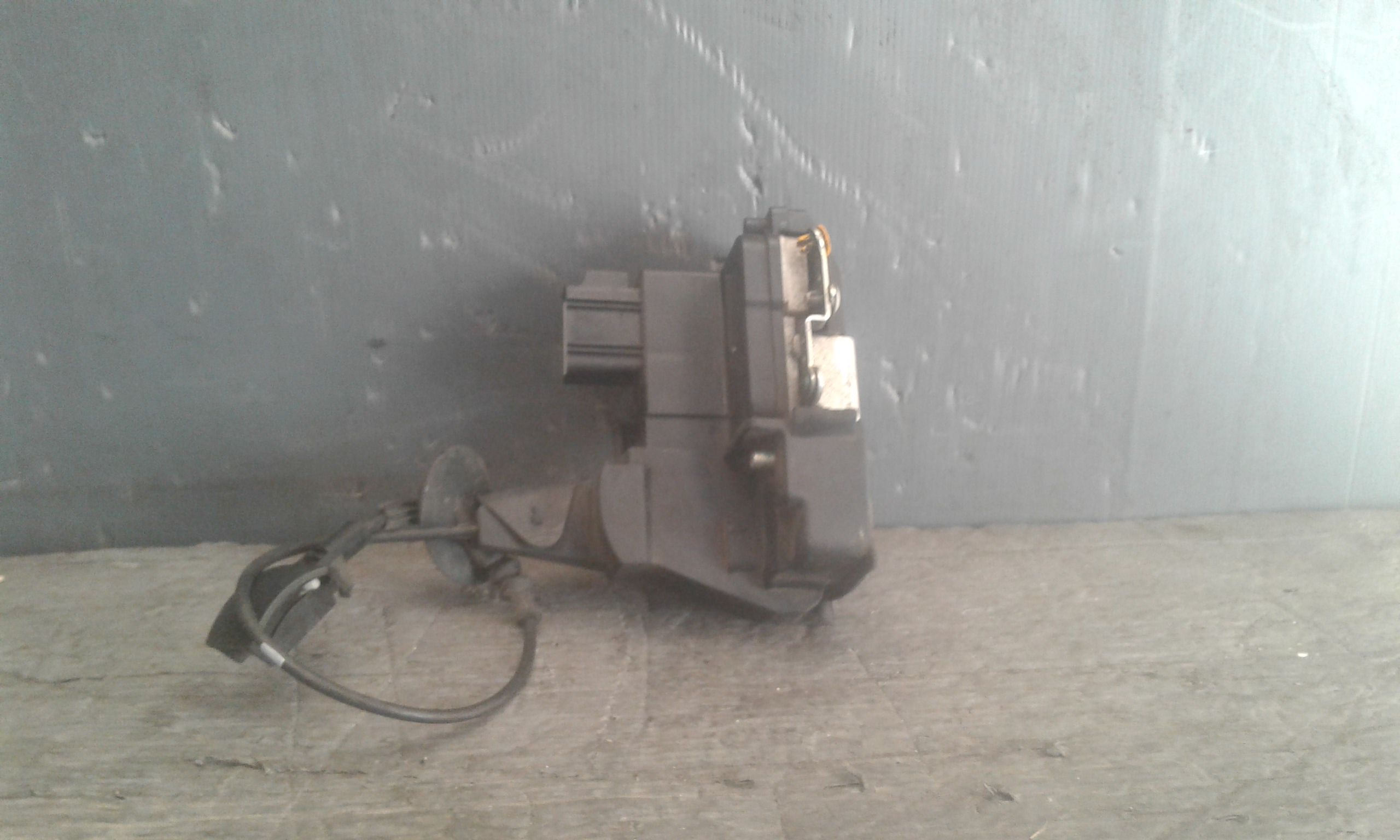 Serratura Posteriore destra FORD Fiesta 4 Serie