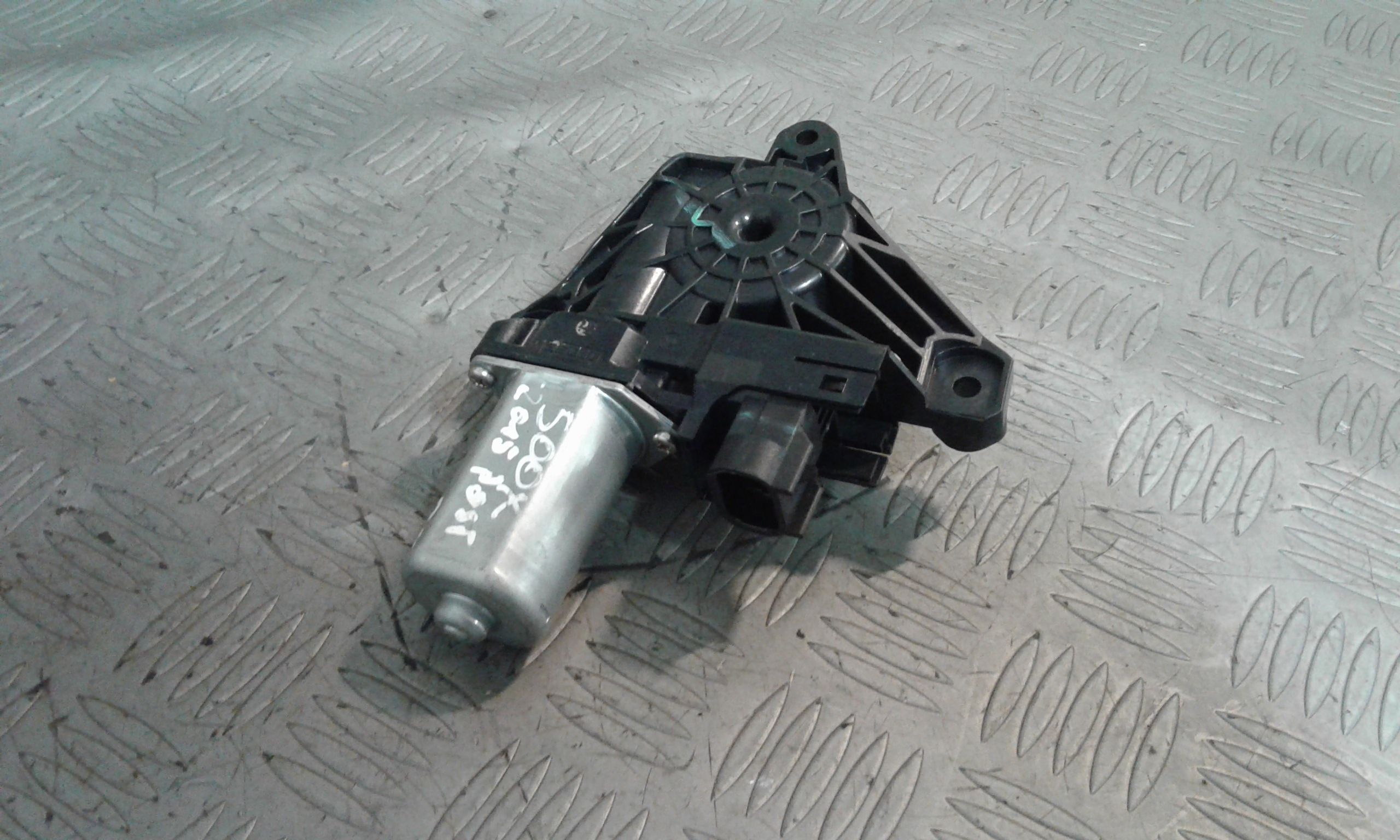 Motorino Alzavetro posteriore destra FIAT 500 X 1 Serie