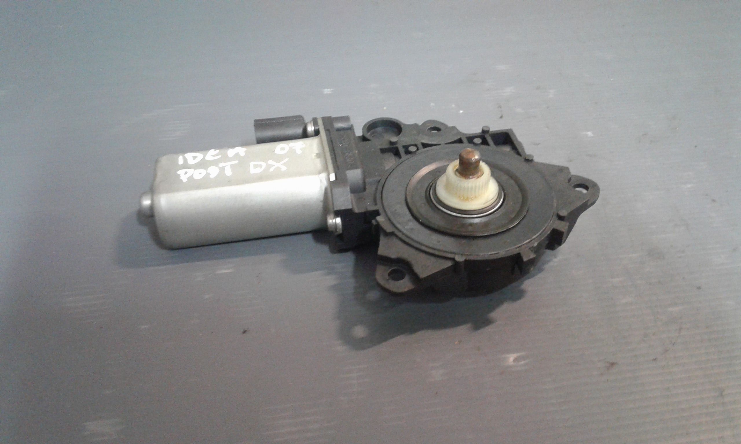 Motorino Alzavetro posteriore destra FIAT Idea 2 Serie