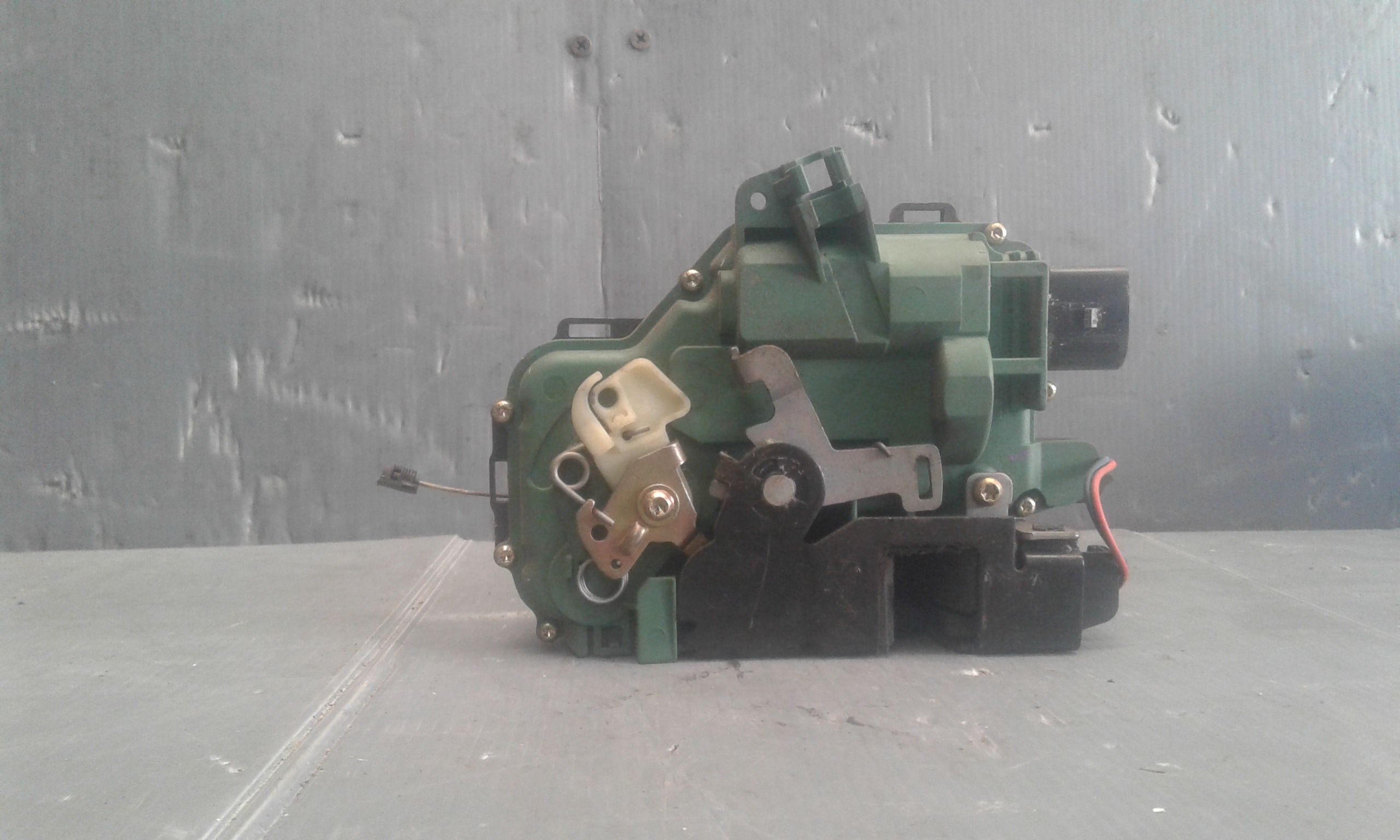 Serratura Anteriore Sinistra SKODA Octavia Berlina 2 Serie