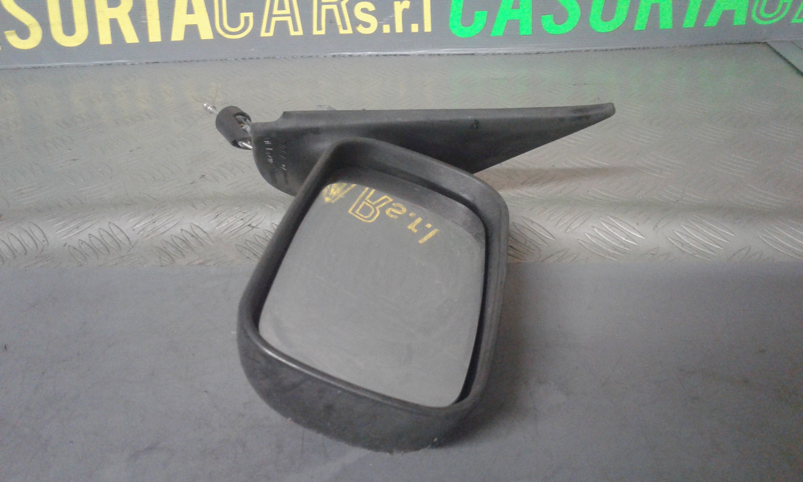 Specchietto Retrovisore Destro FIAT Punto Berlina 3P