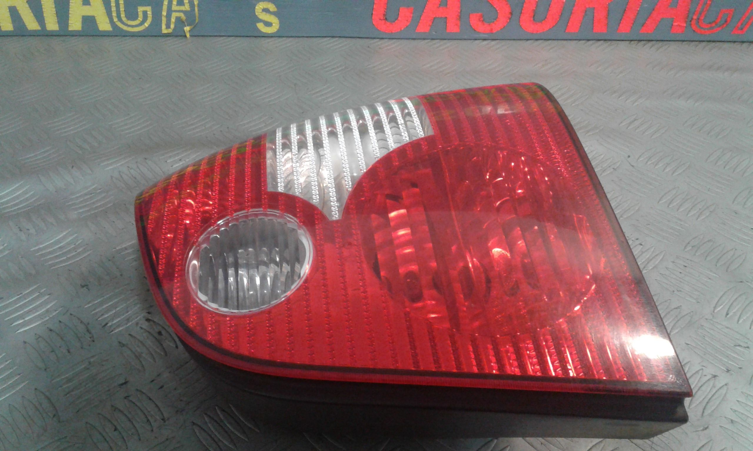 Stop posteriore Destro Passeggero VOLKSWAGEN Polo 4 Serie