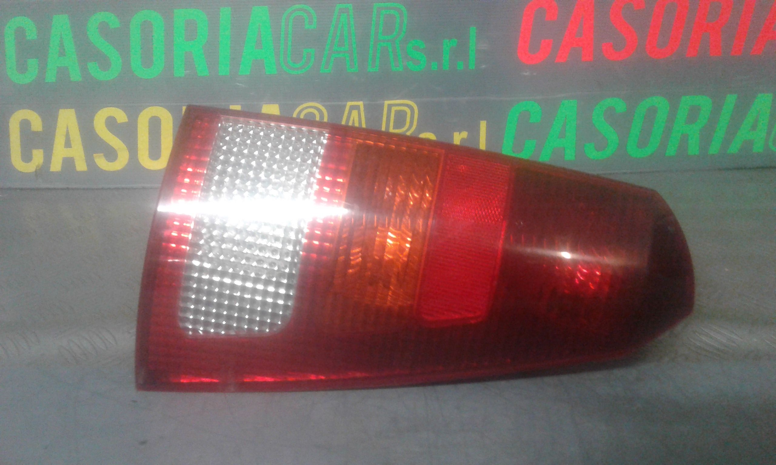 Stop posteriore Destro Passeggero FORD Focus S. Wagon 1 Serie