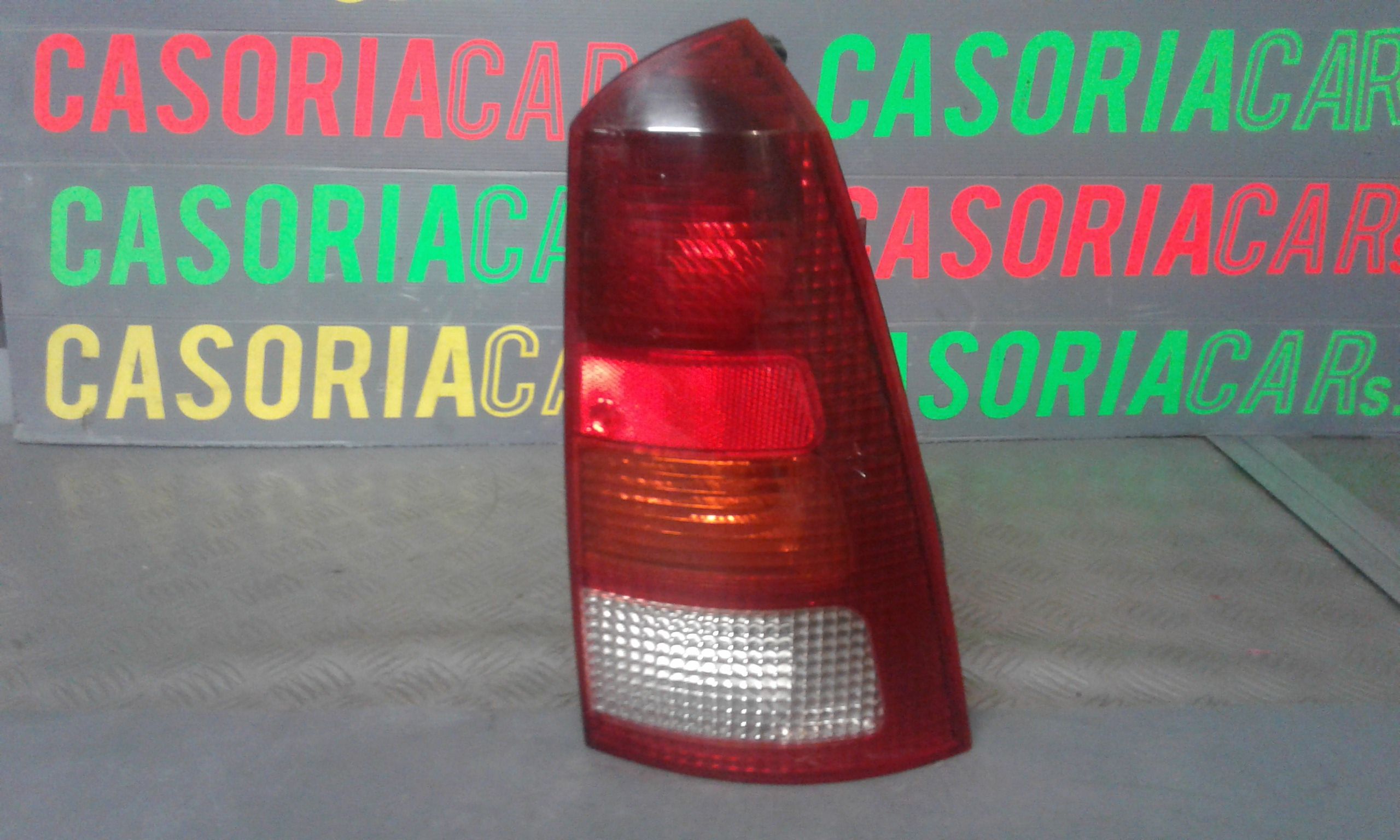 Stop posteriore Destro Passeggero FORD Focus S. Wagon 2 Serie