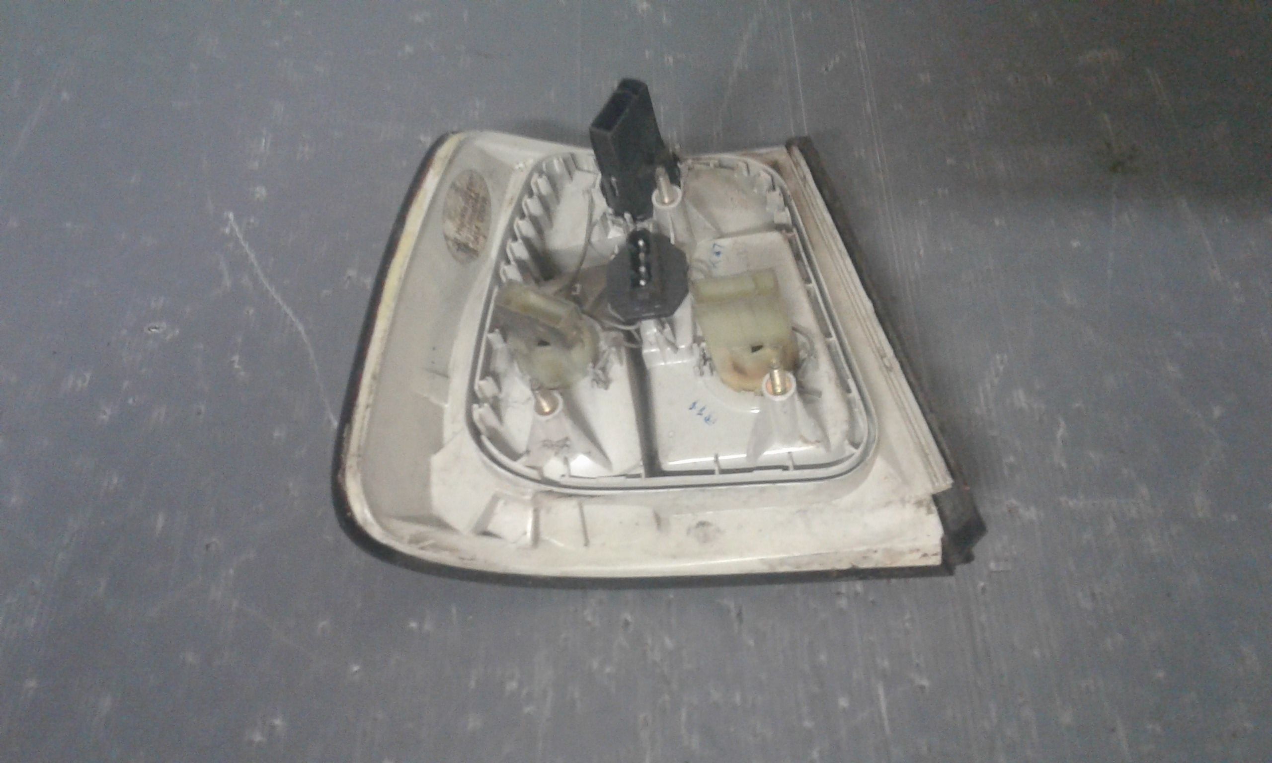 Stop posteriore Destro Passeggero BMW Serie 5 E34 Berlina