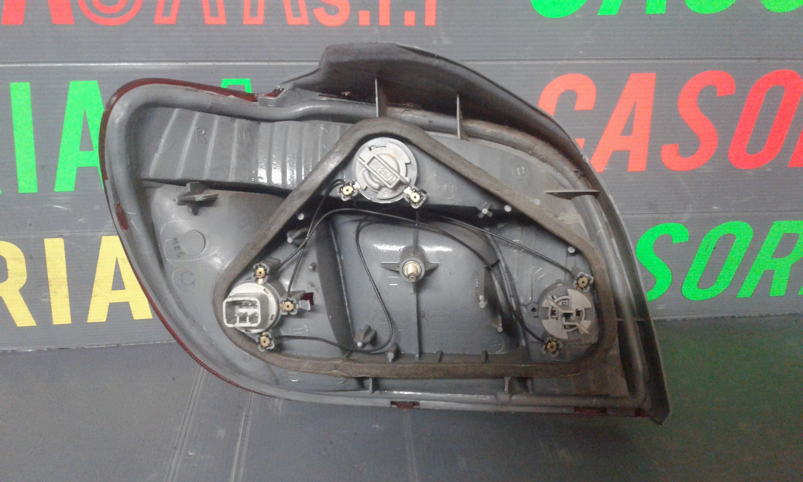 Stop posteriore Destro Passeggero TOYOTA Yaris 1 Serie