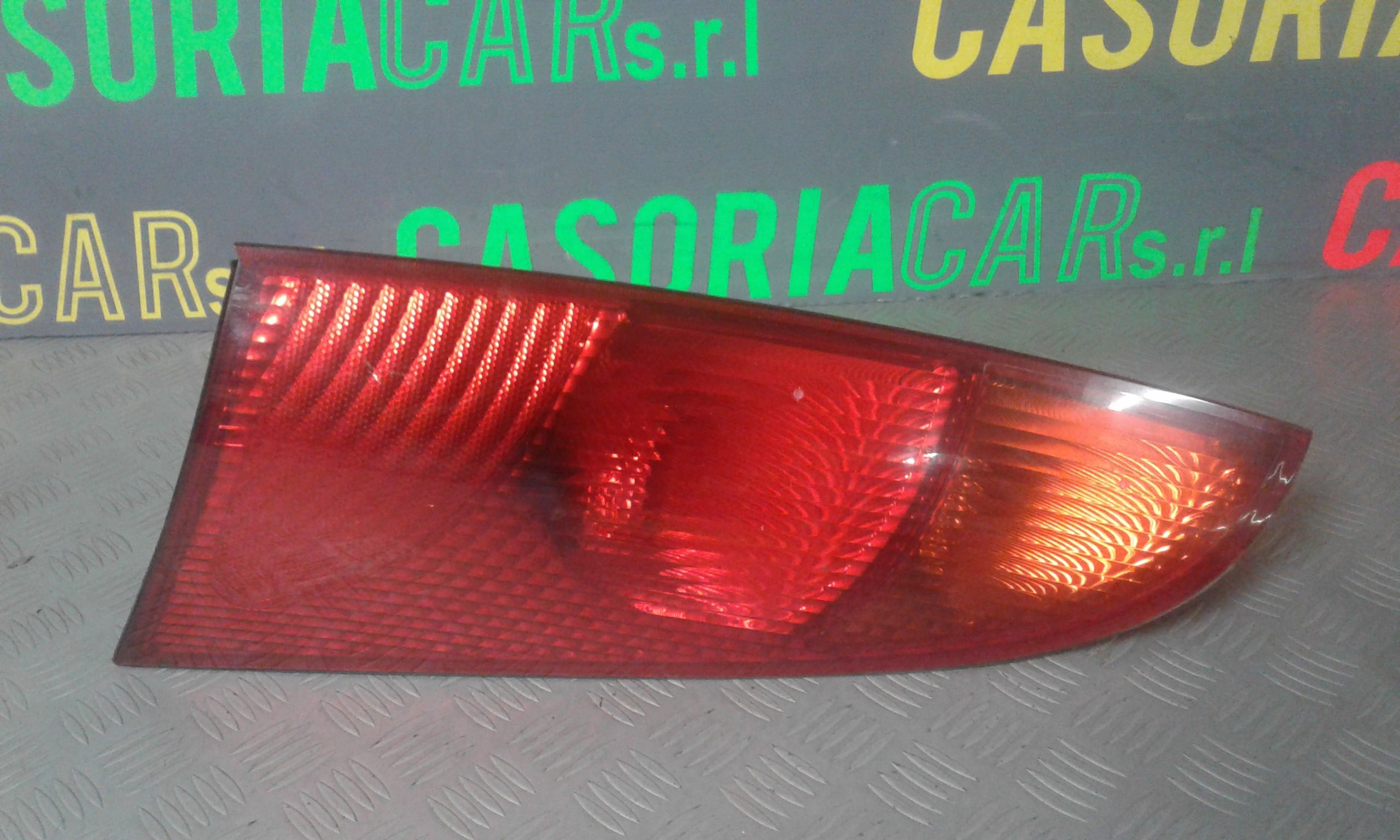 Stop Posteriore sinistro lato Guida FORD Focus Berlina 2 Serie