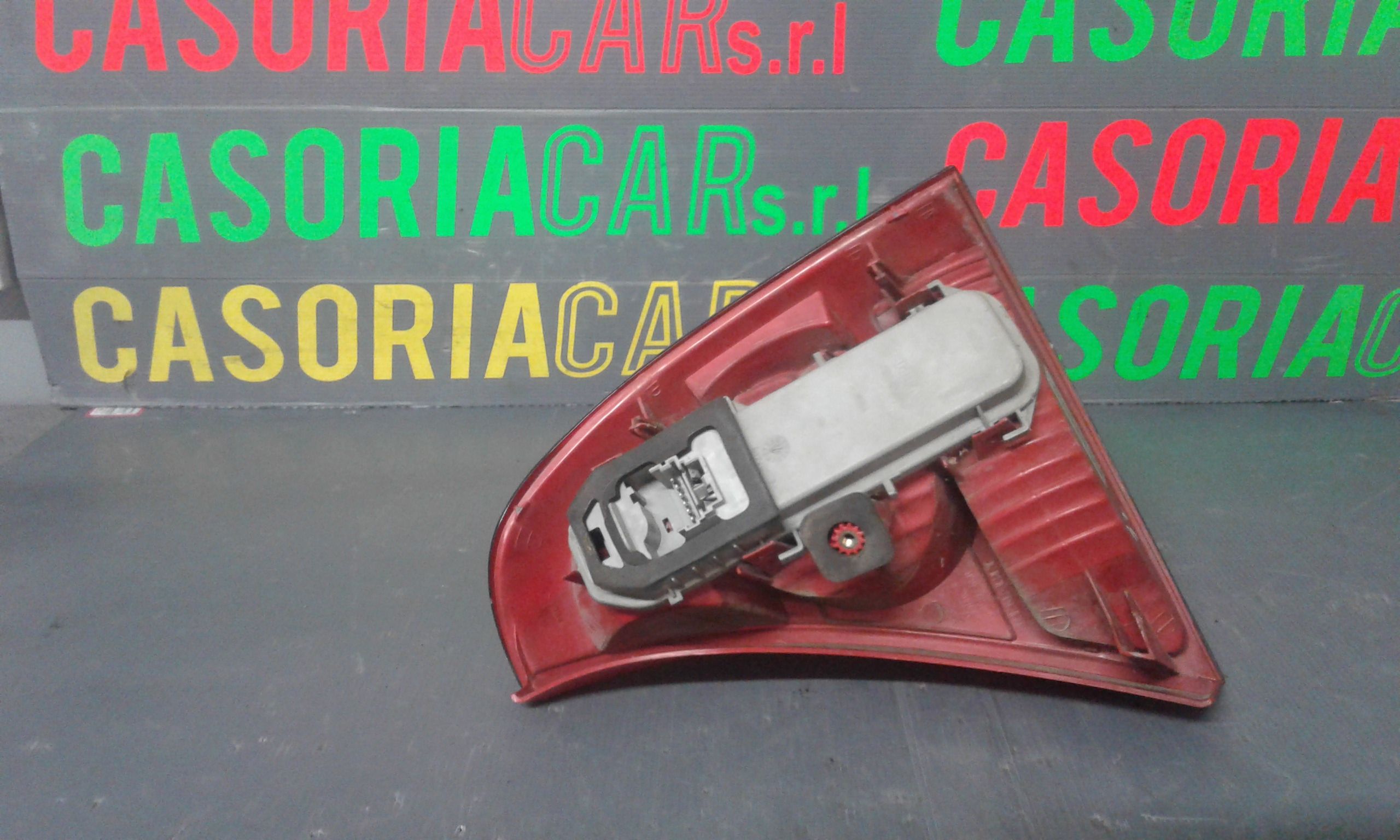 Stop Posteriore sinistro lato Guida RENAULT Clio 4